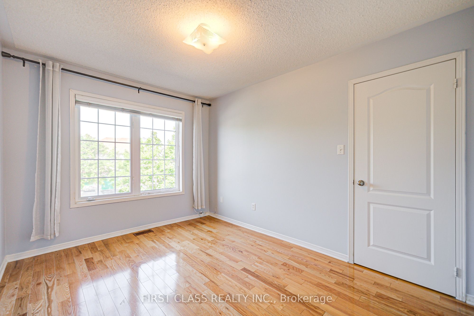 19 Benjamin Hood Crescent Property Photo 33