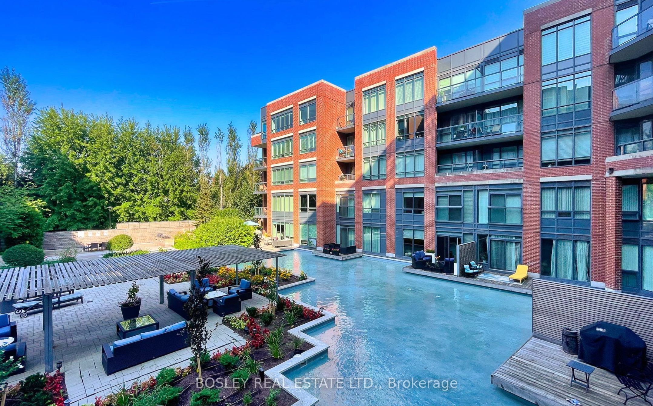 7608 Yonge Street 407 Property Photo 1