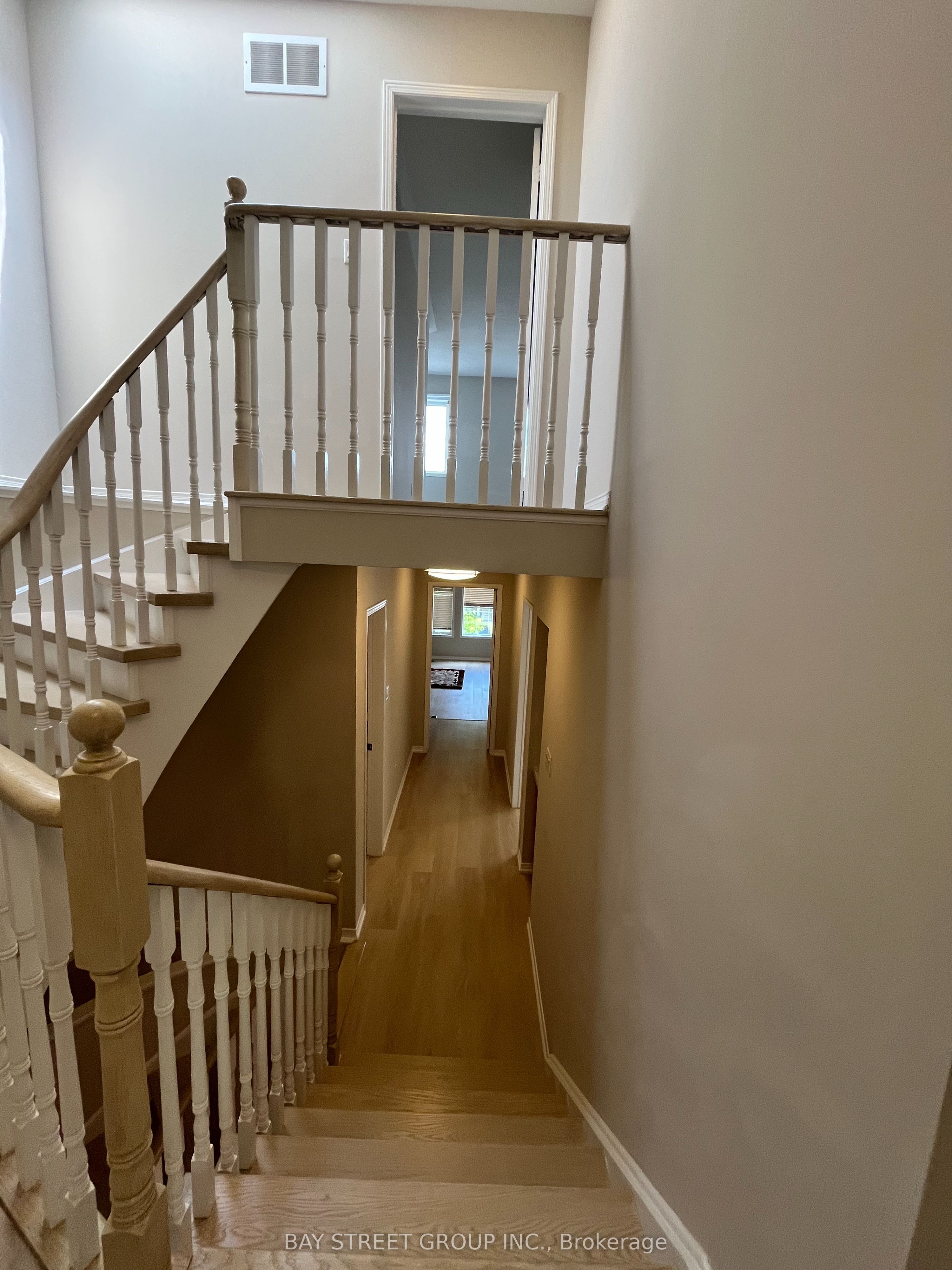 52 Queensway Drive Property Photo 14
