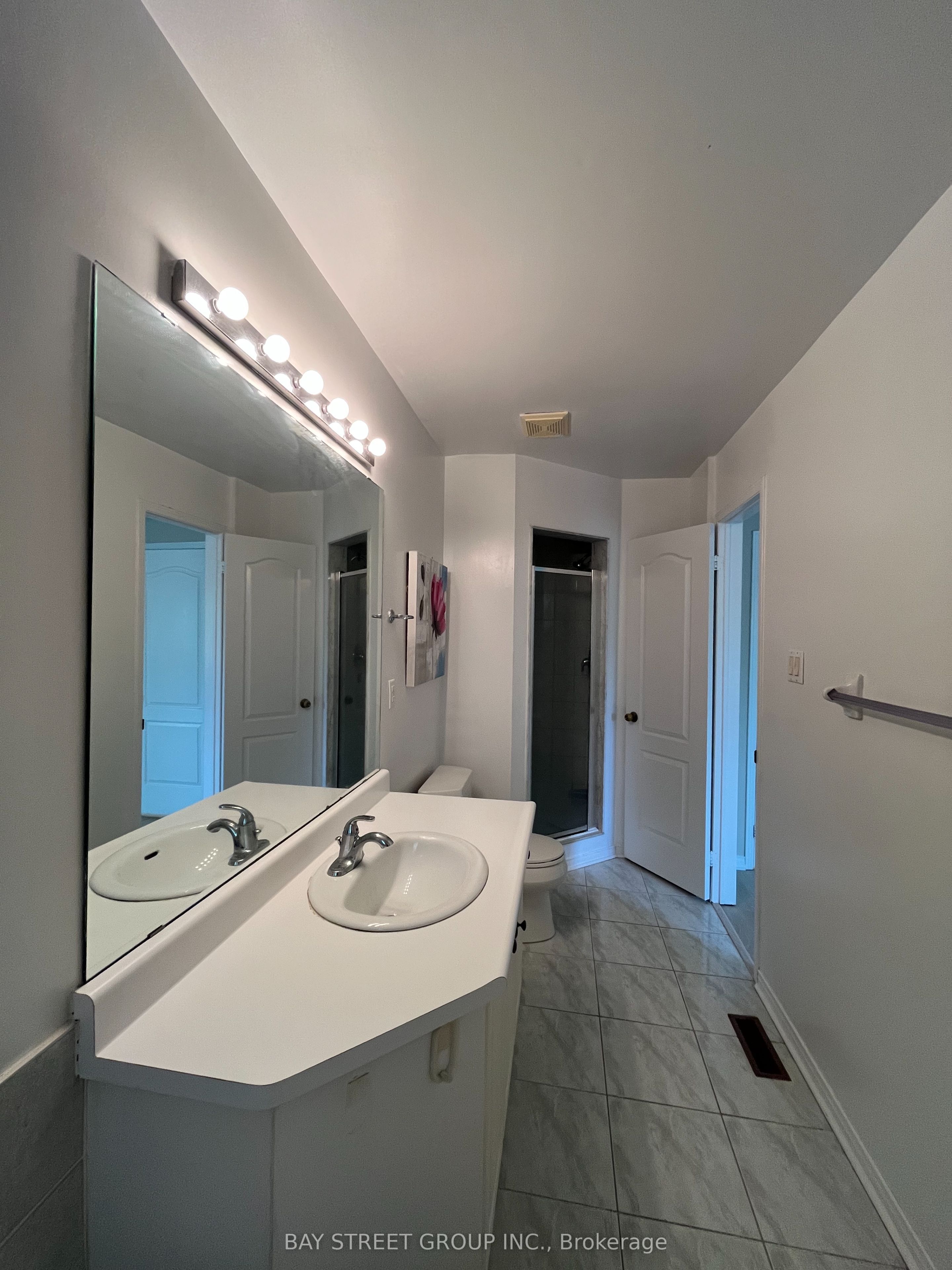 52 Queensway Drive Property Photo 21