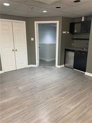 160 Applewood Crescent 5 2nd Floor Property Photo 8