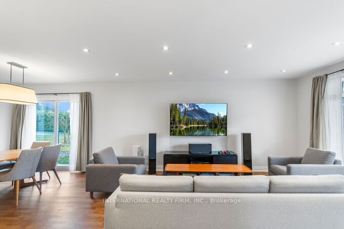 531 Newmarket Street Property Photo 7