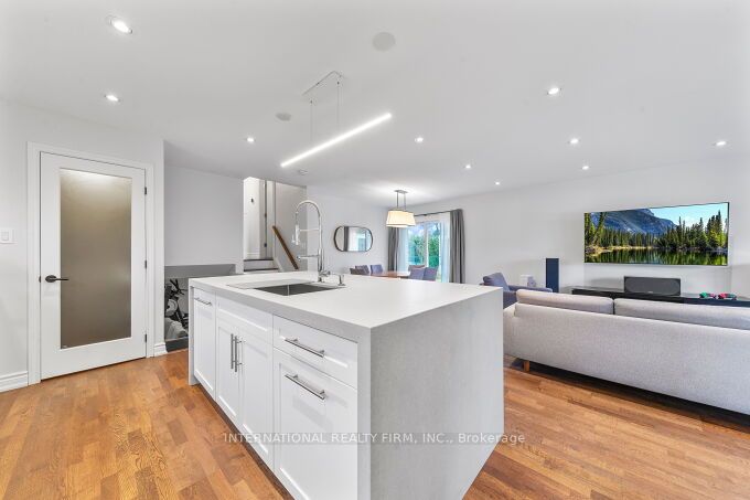 531 Newmarket Street Property Photo 19