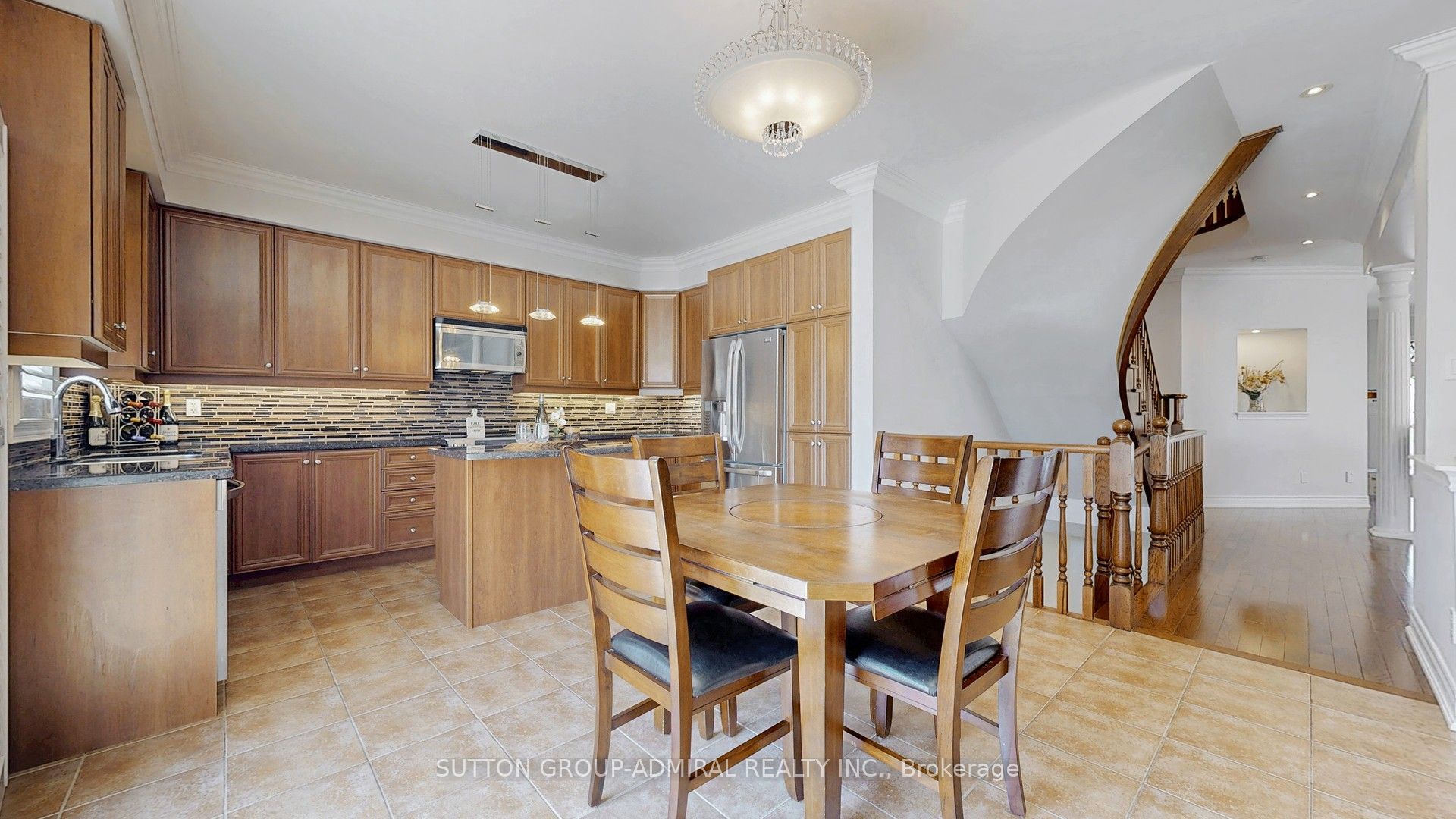 197 Israel Zilber Drive Property Photo 13