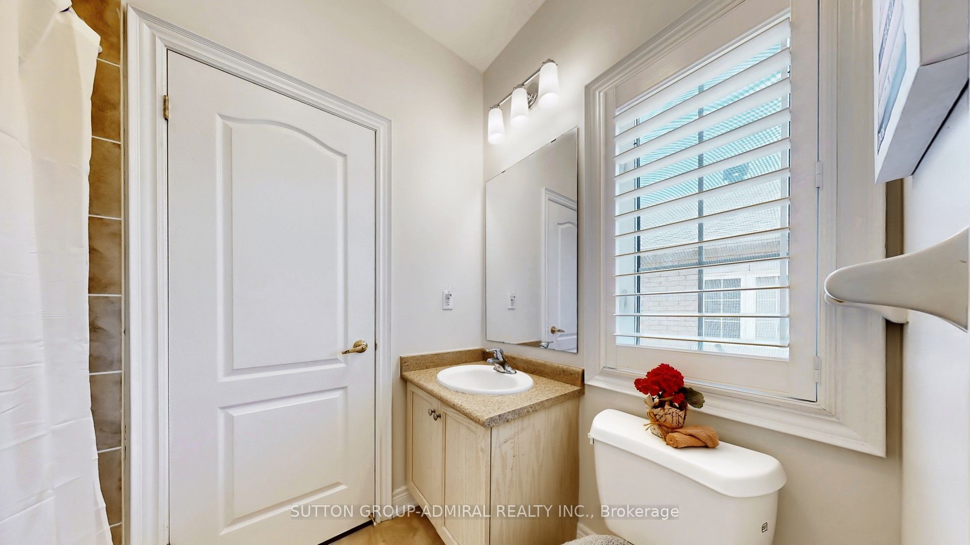197 Israel Zilber Drive Property Photo 31
