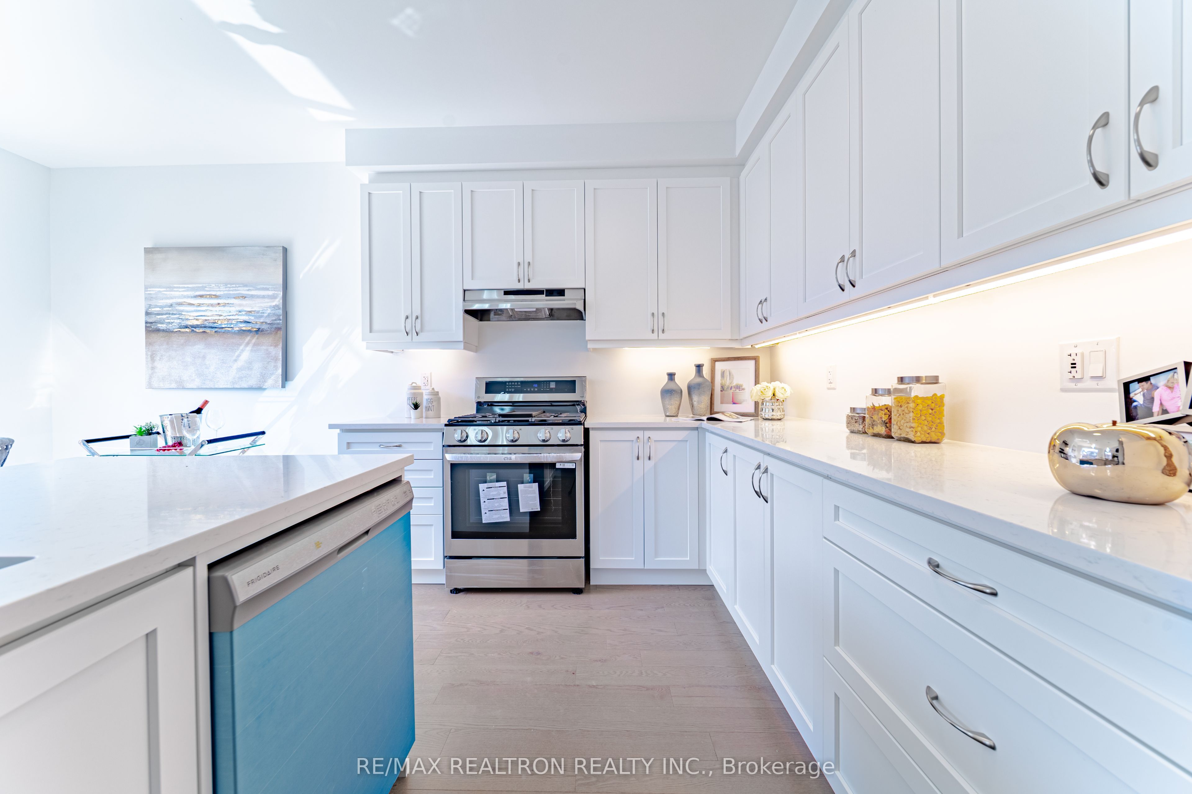 63 Greenridge Crescent Property Photo 16