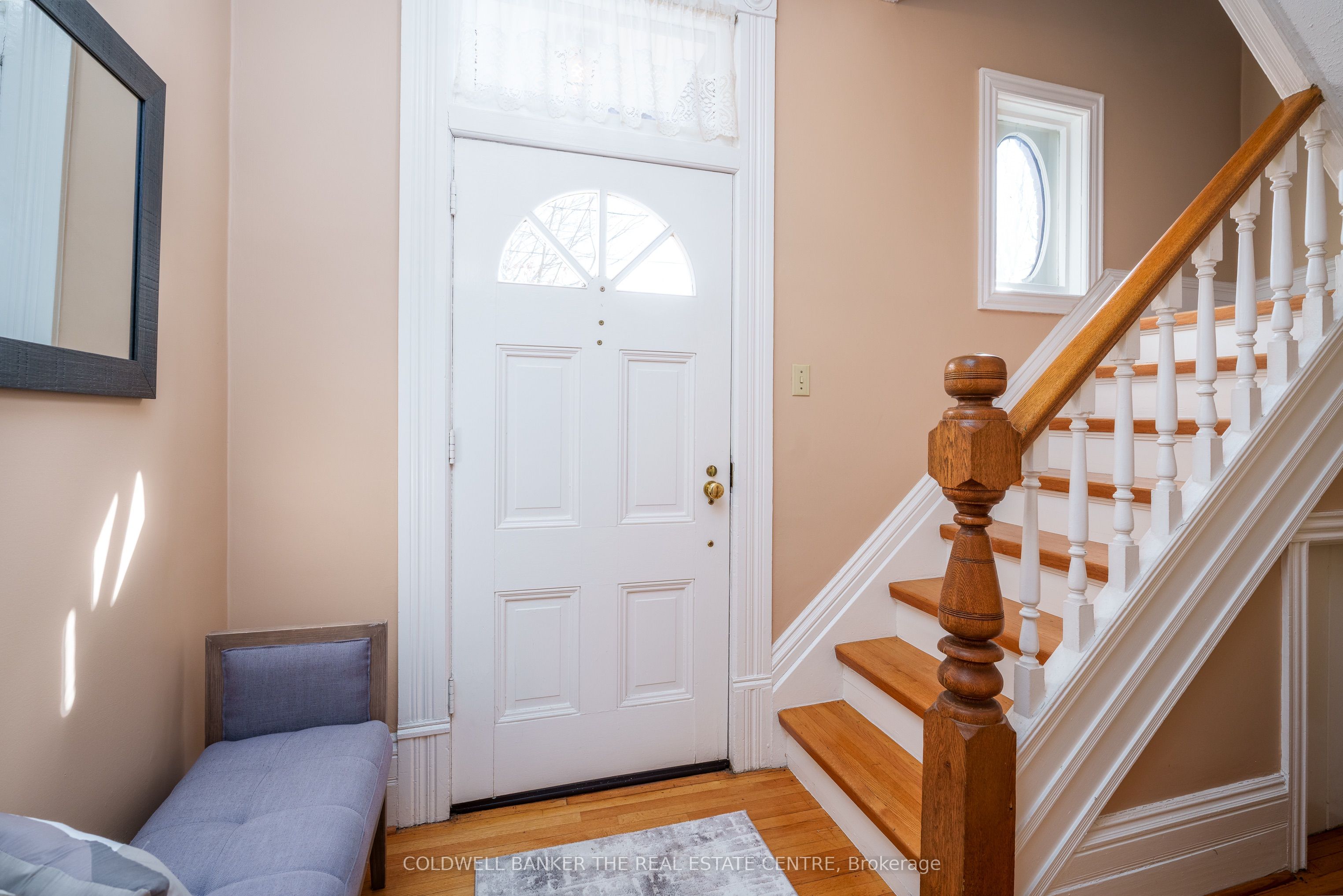 102 Wellington Street E Property Photo 5