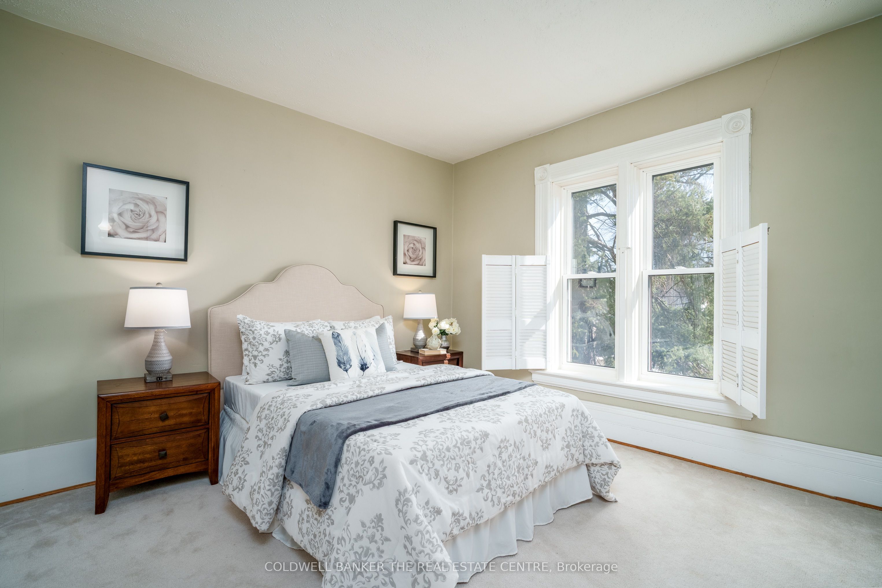 102 Wellington Street E Property Photo 20