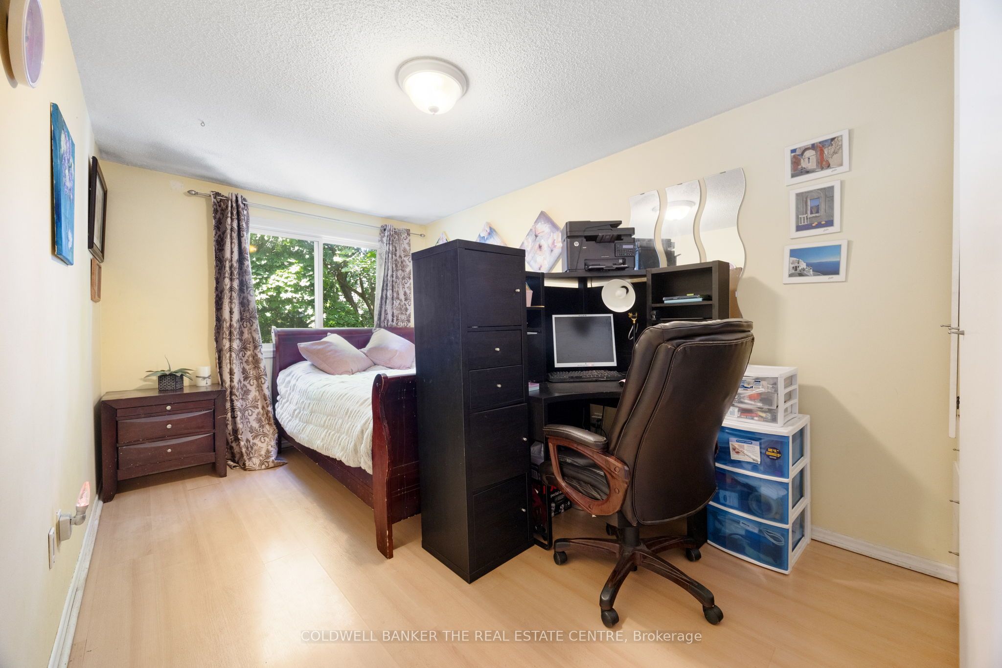 23 Riviera Drive W Property Photo 32