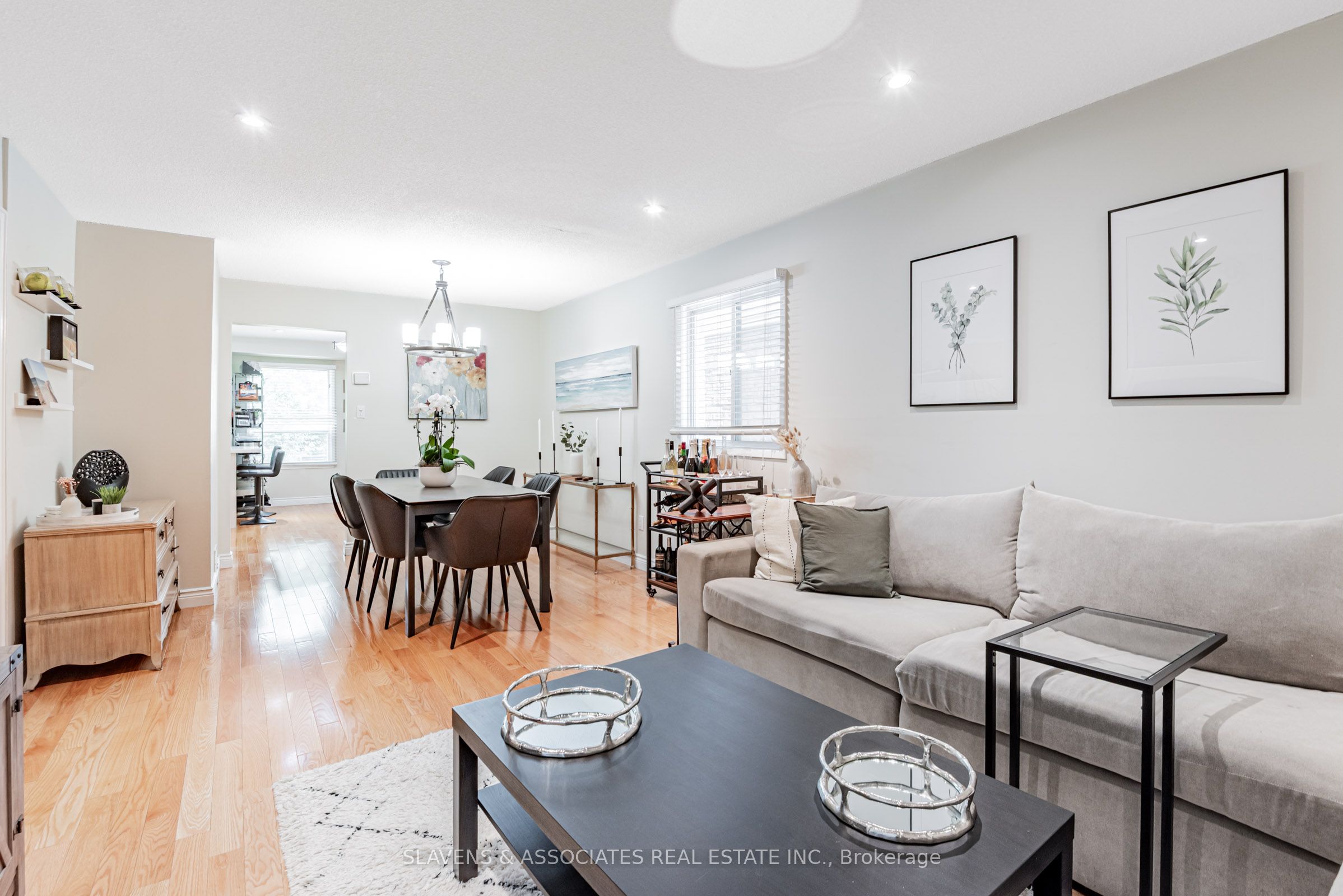 66 Mabley Crescent Property Photo 8