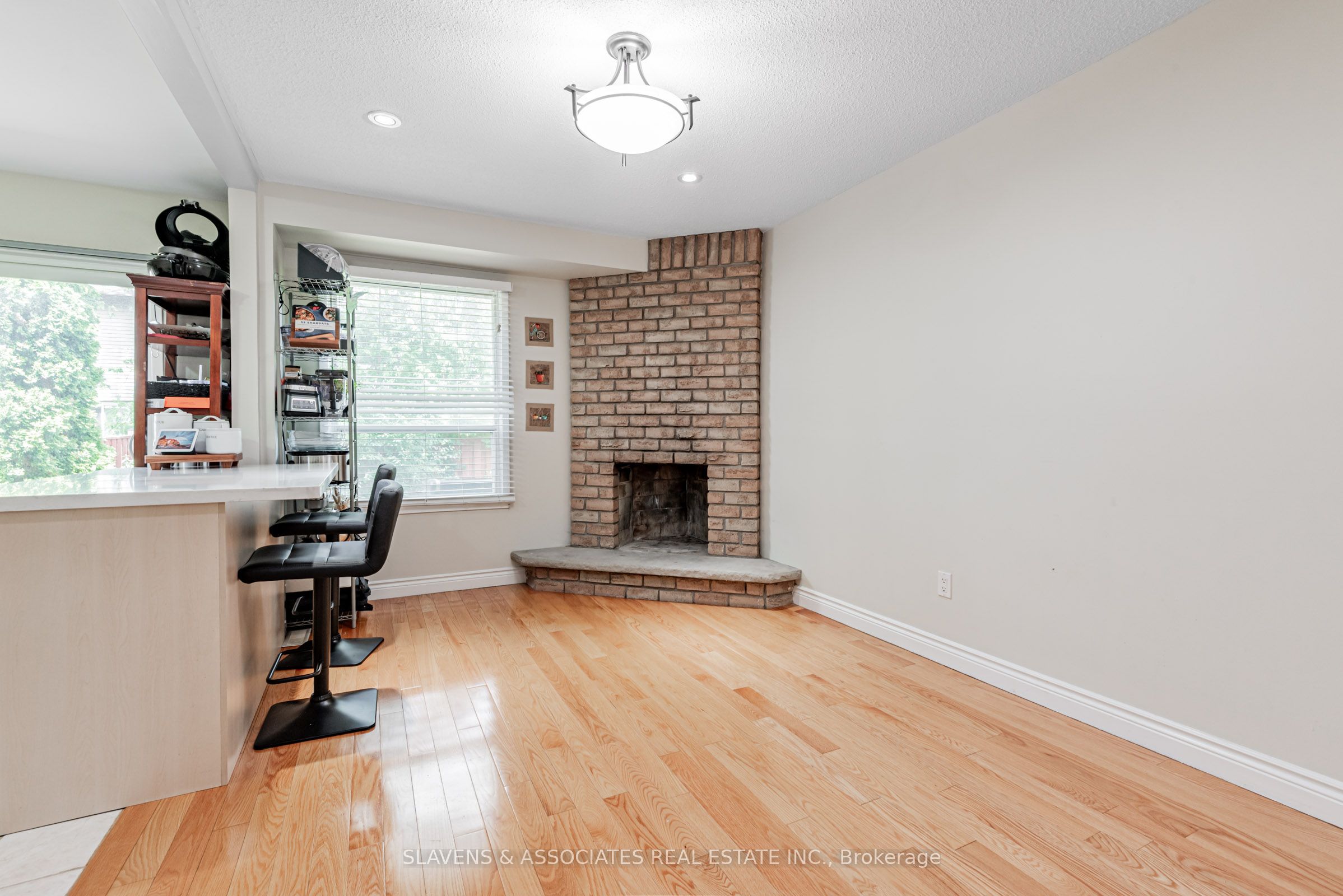 66 Mabley Crescent Property Photo 11
