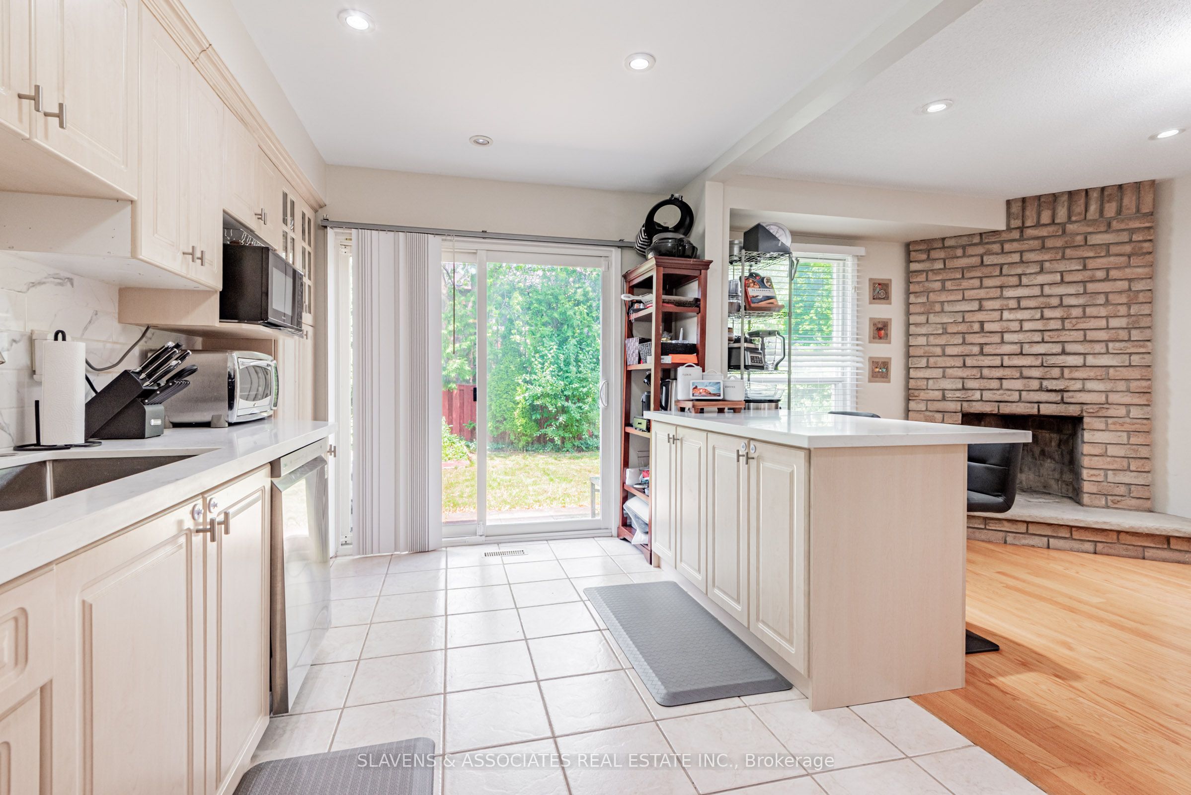 66 Mabley Crescent Property Photo 18