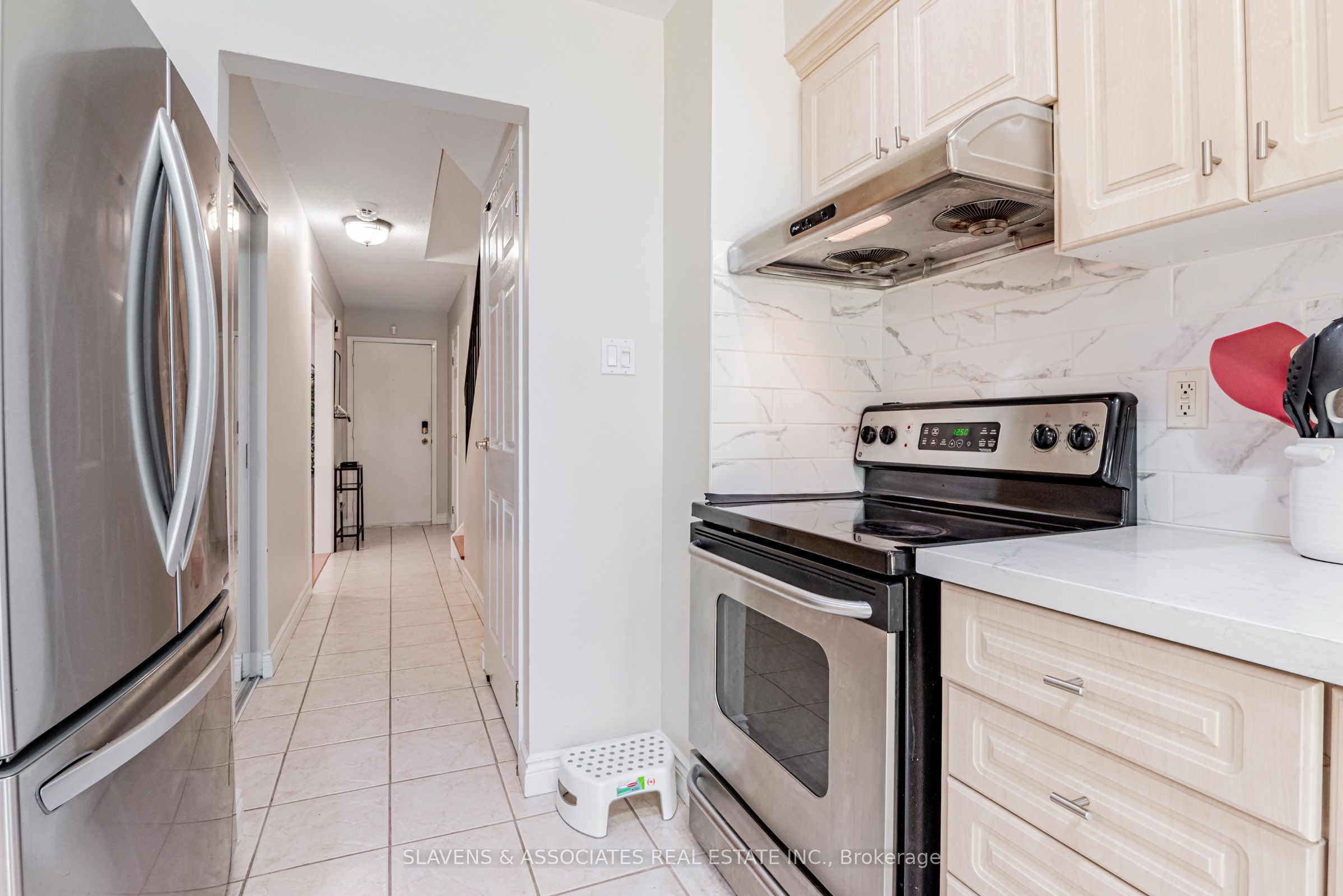 66 Mabley Crescent Property Photo 19