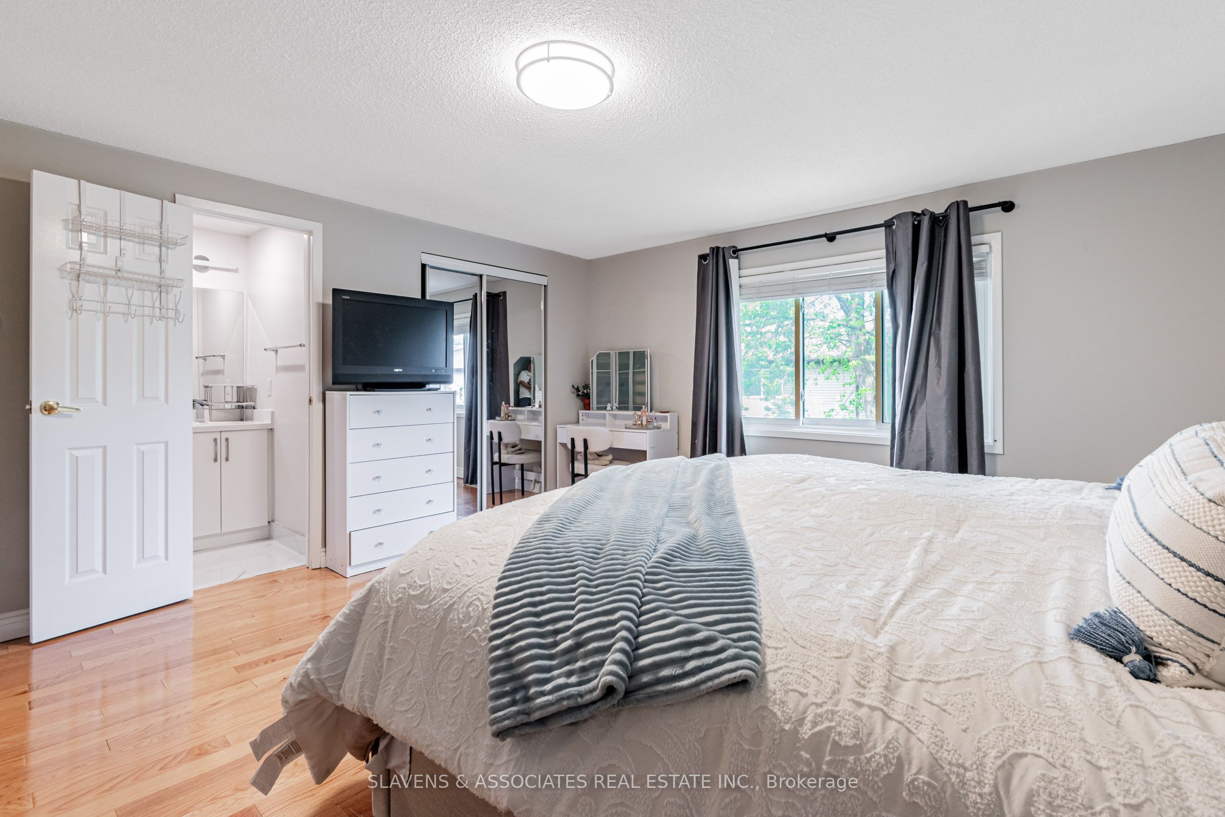 66 Mabley Crescent Property Photo 23