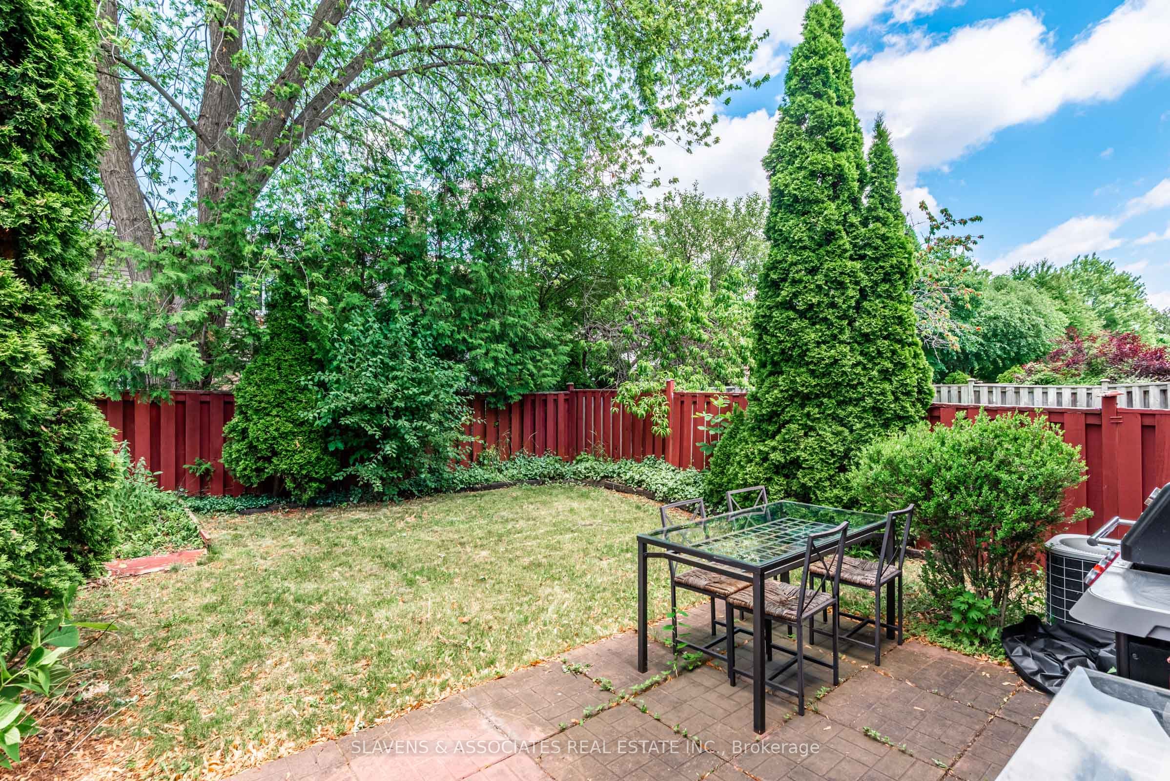 66 Mabley Crescent Property Photo 33