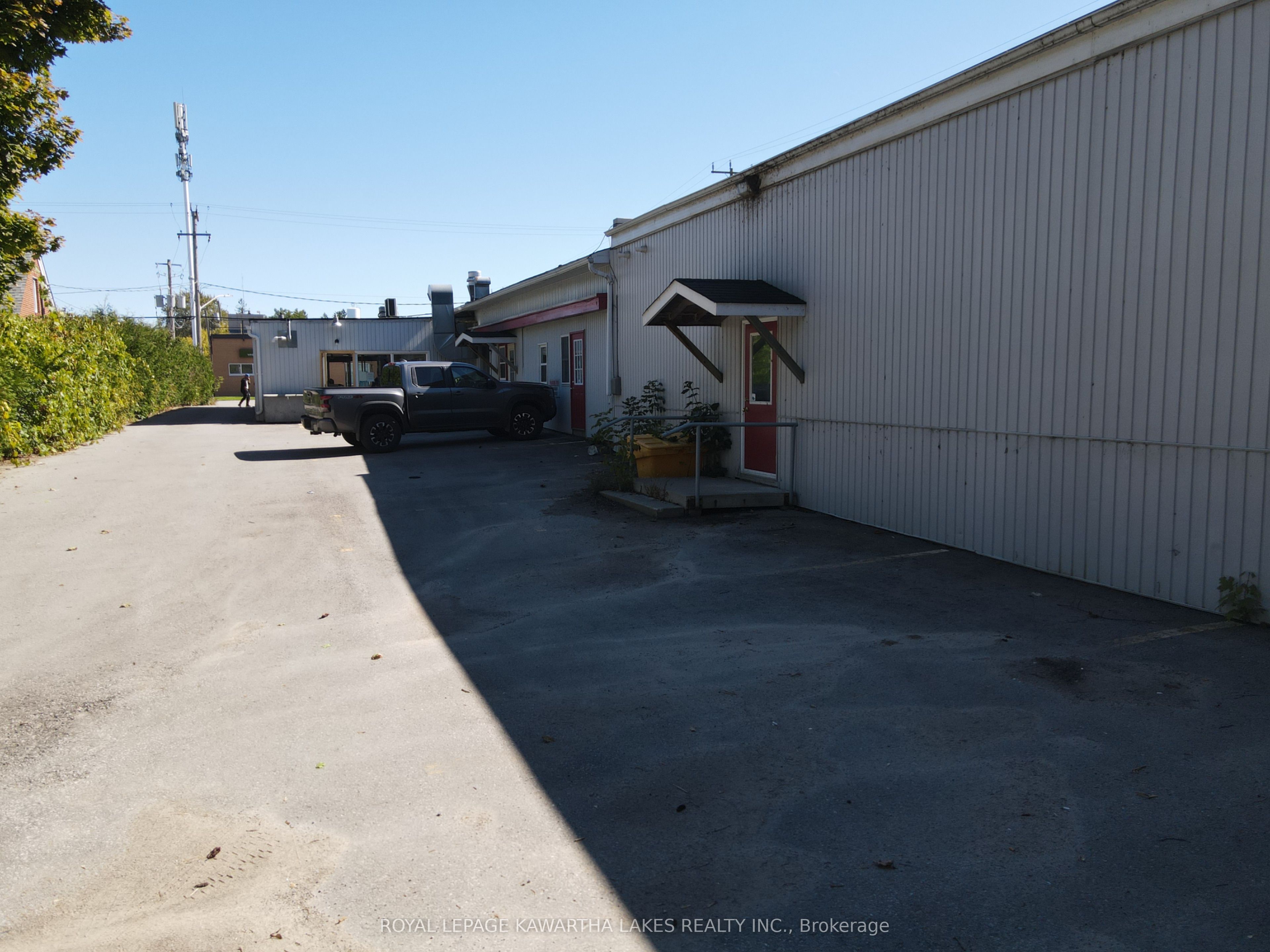 #1100 Sqft - 328 Mill Street Property Photo 10