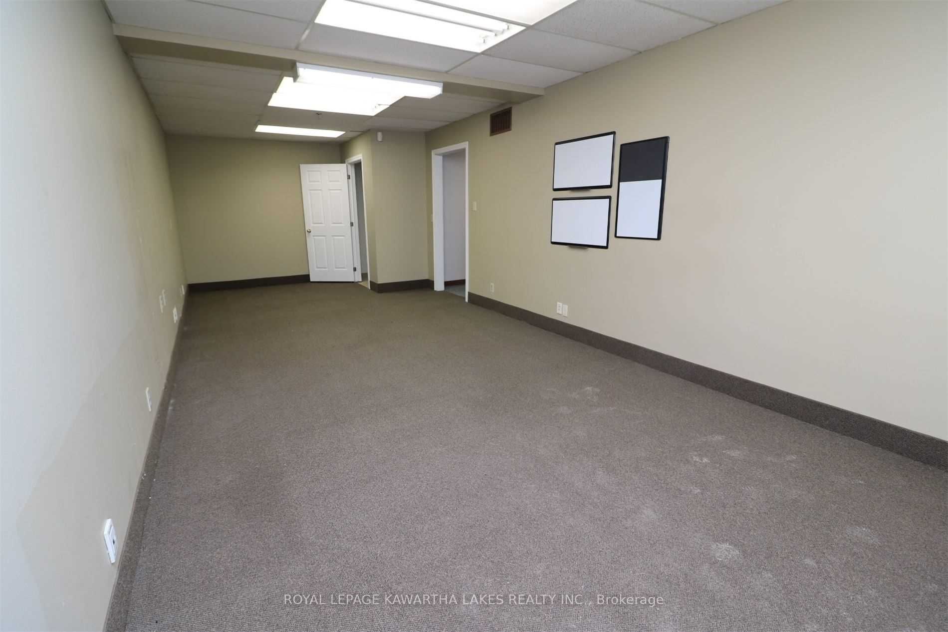#640 Sqft - 328 Mill Street Property Photo 7