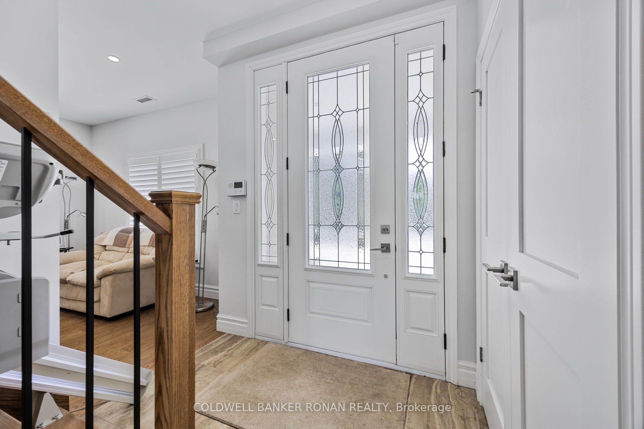 6298 4th Line Property Photo 5