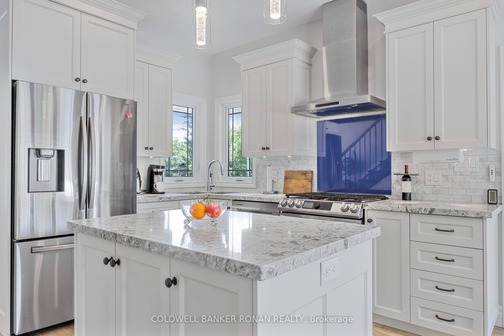 6298 4th Line Property Photo 8