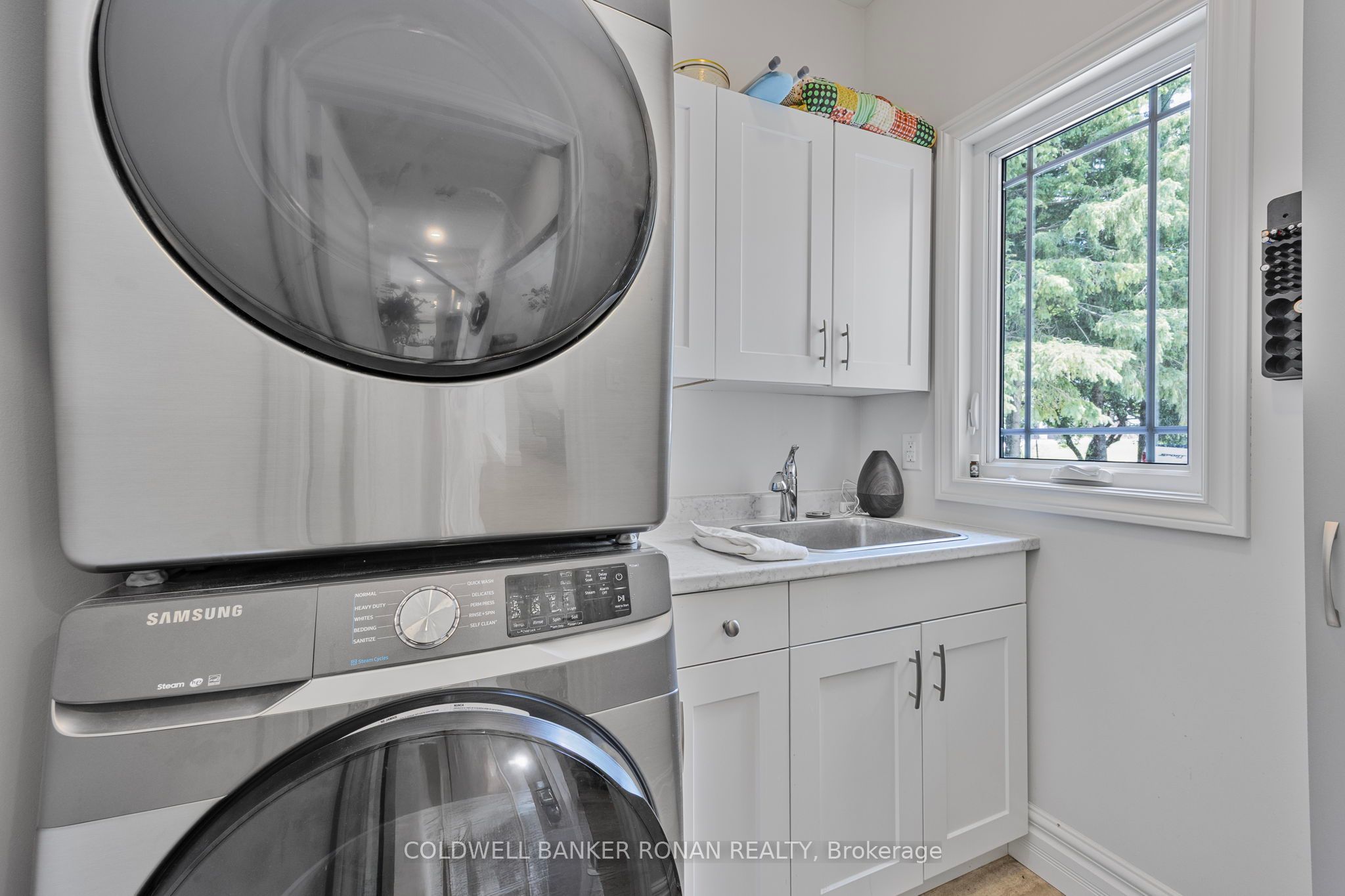 6298 4th Line Property Photo 16