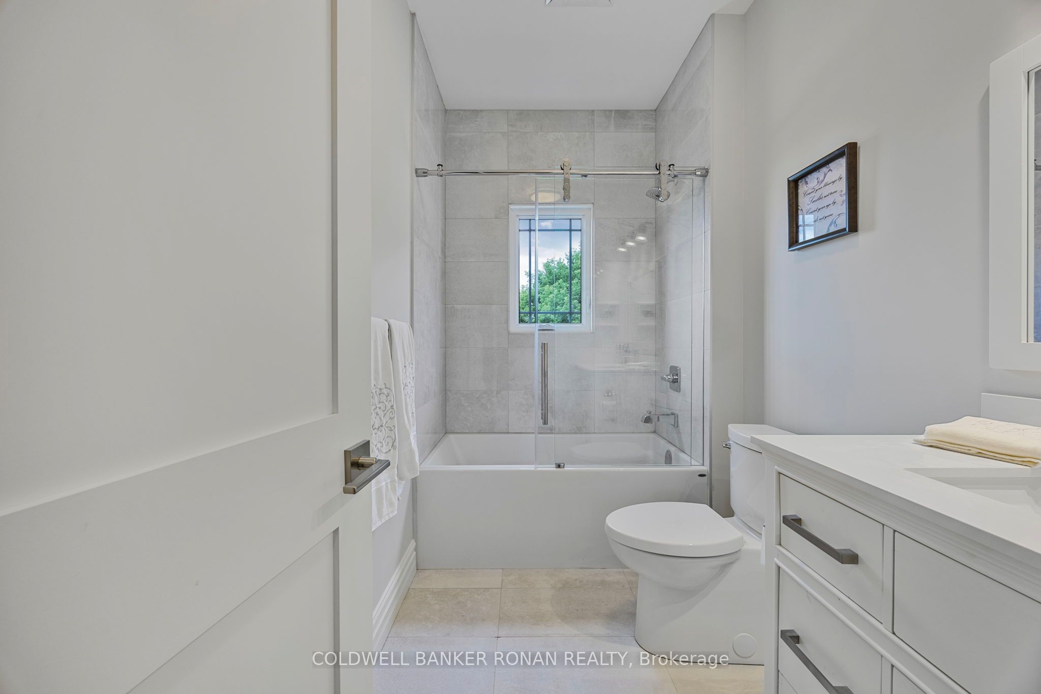 6298 4th Line Property Photo 19