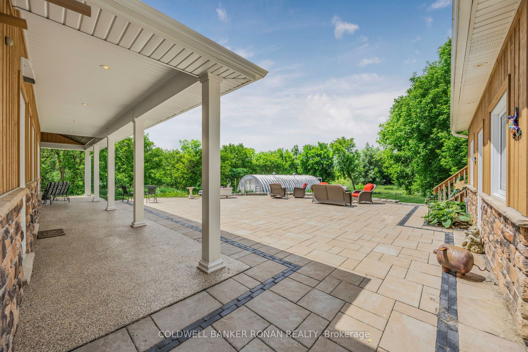 6298 4th Line Property Photo 27