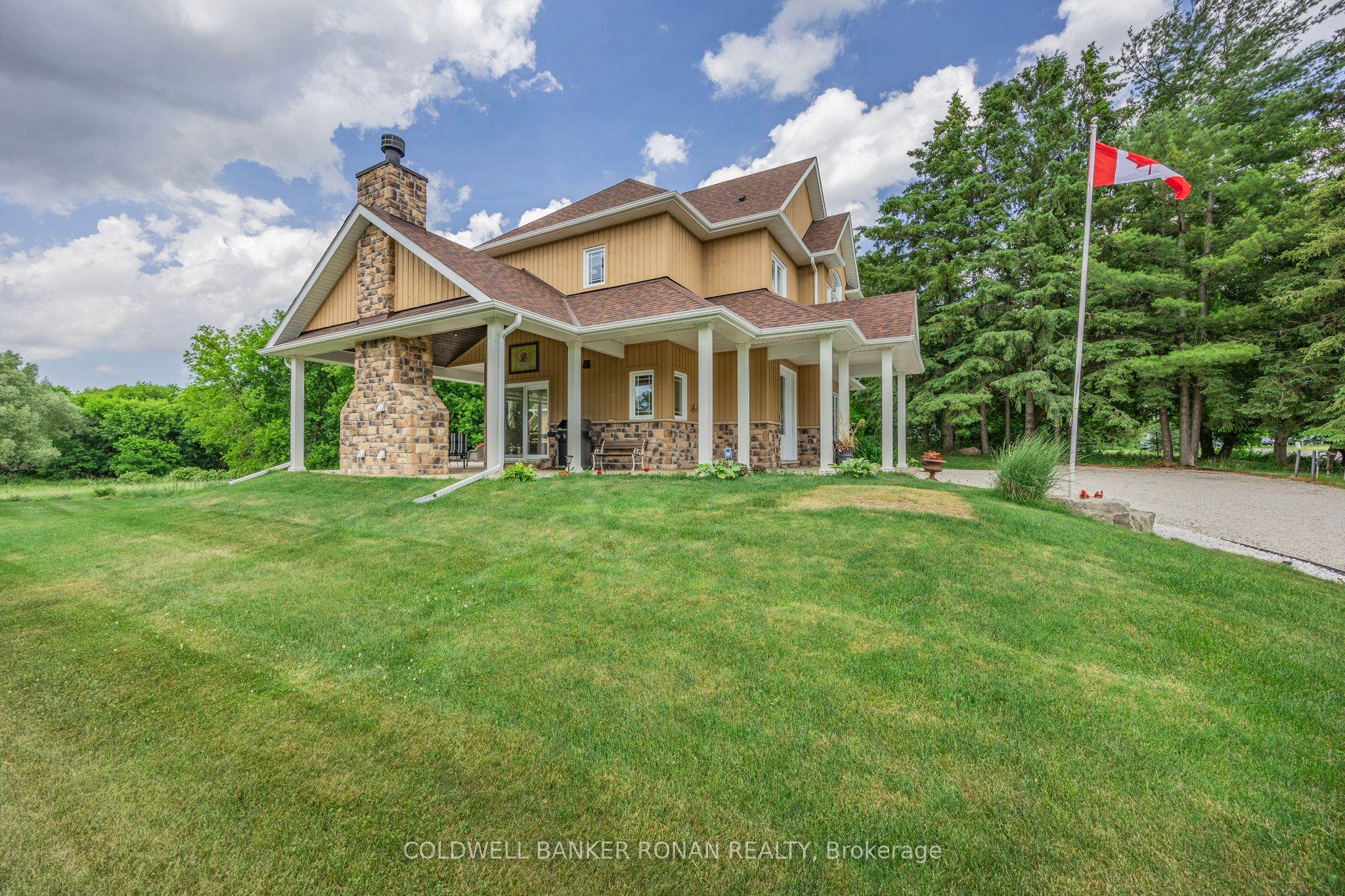 6298 4th Line Property Photo 37