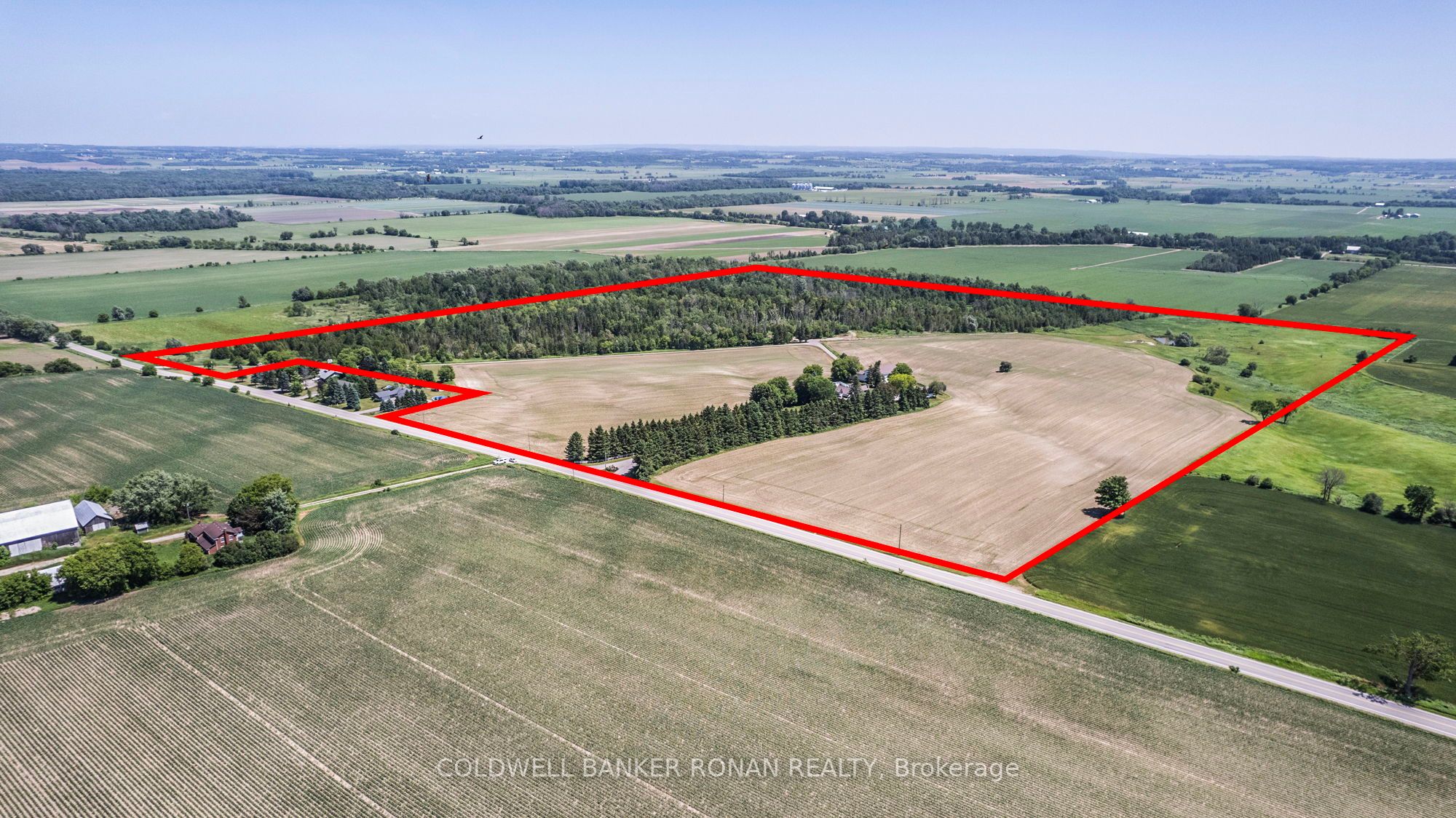 5977 13th Line Property Photo 1