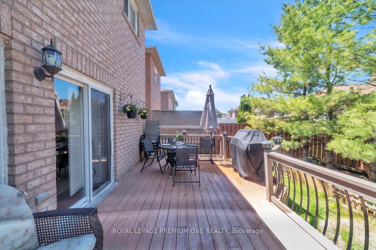 97 Blackthorn Drive Property Photo 16
