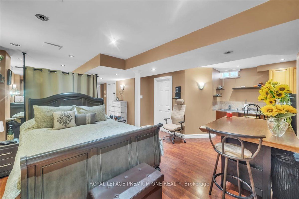 97 Blackthorn Drive Property Photo 32
