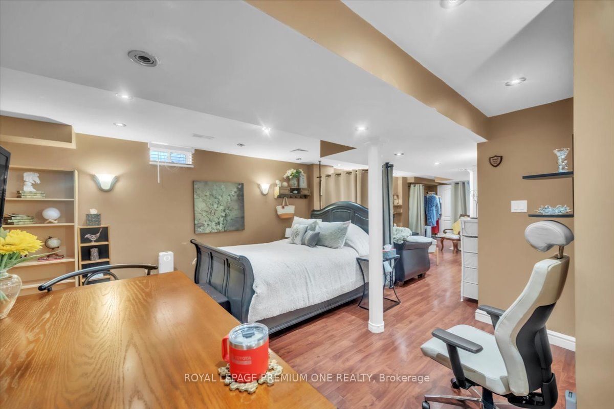 97 Blackthorn Drive Property Photo 33