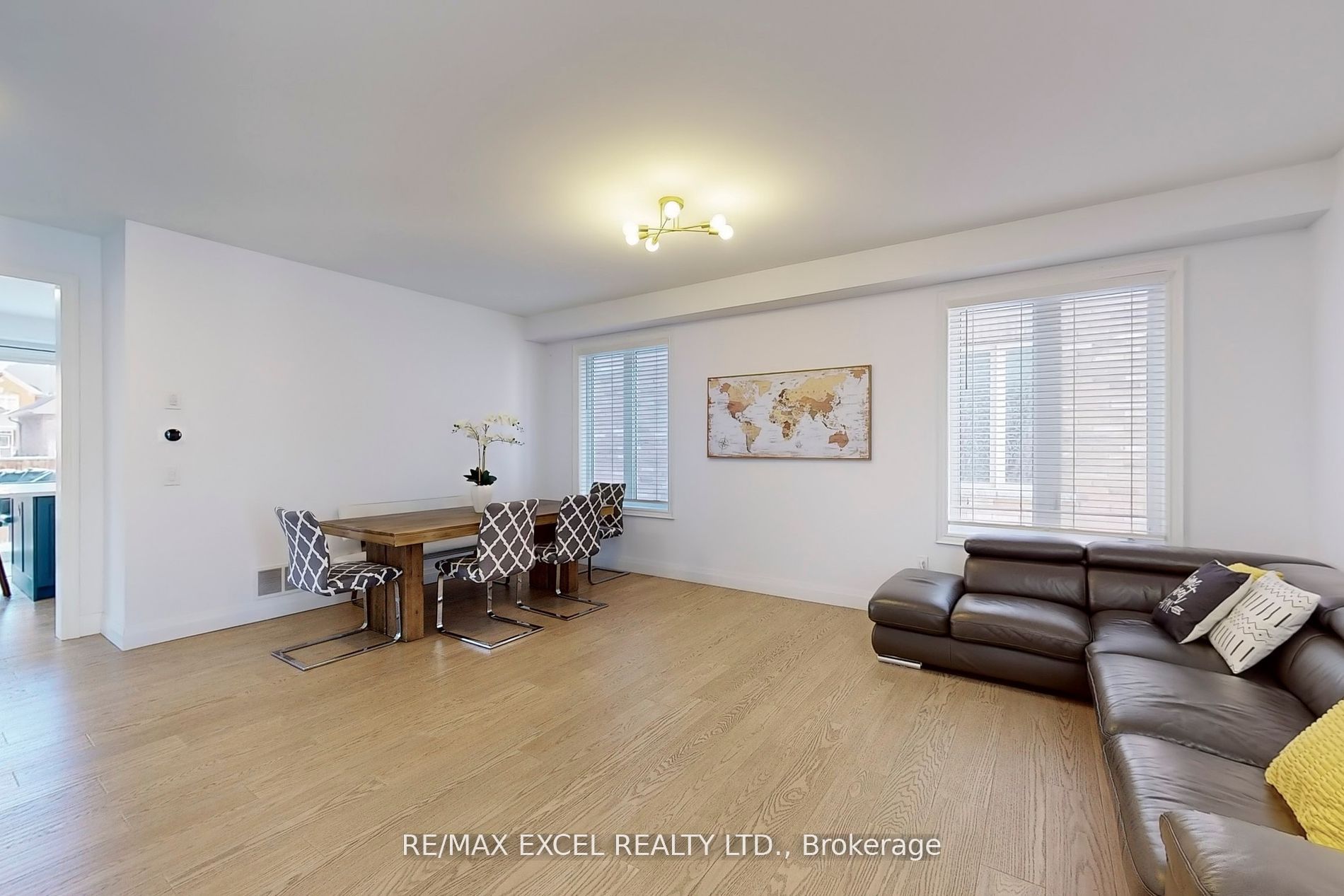 12 Jericho Avenue Property Photo 4