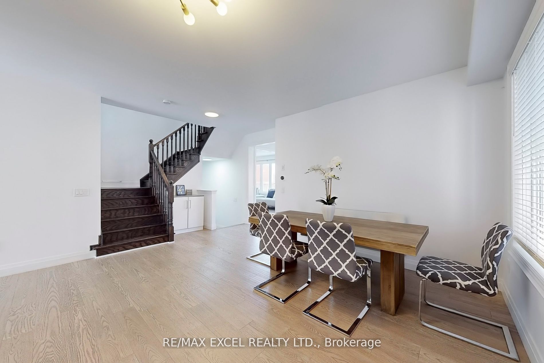 12 Jericho Avenue Property Photo 7