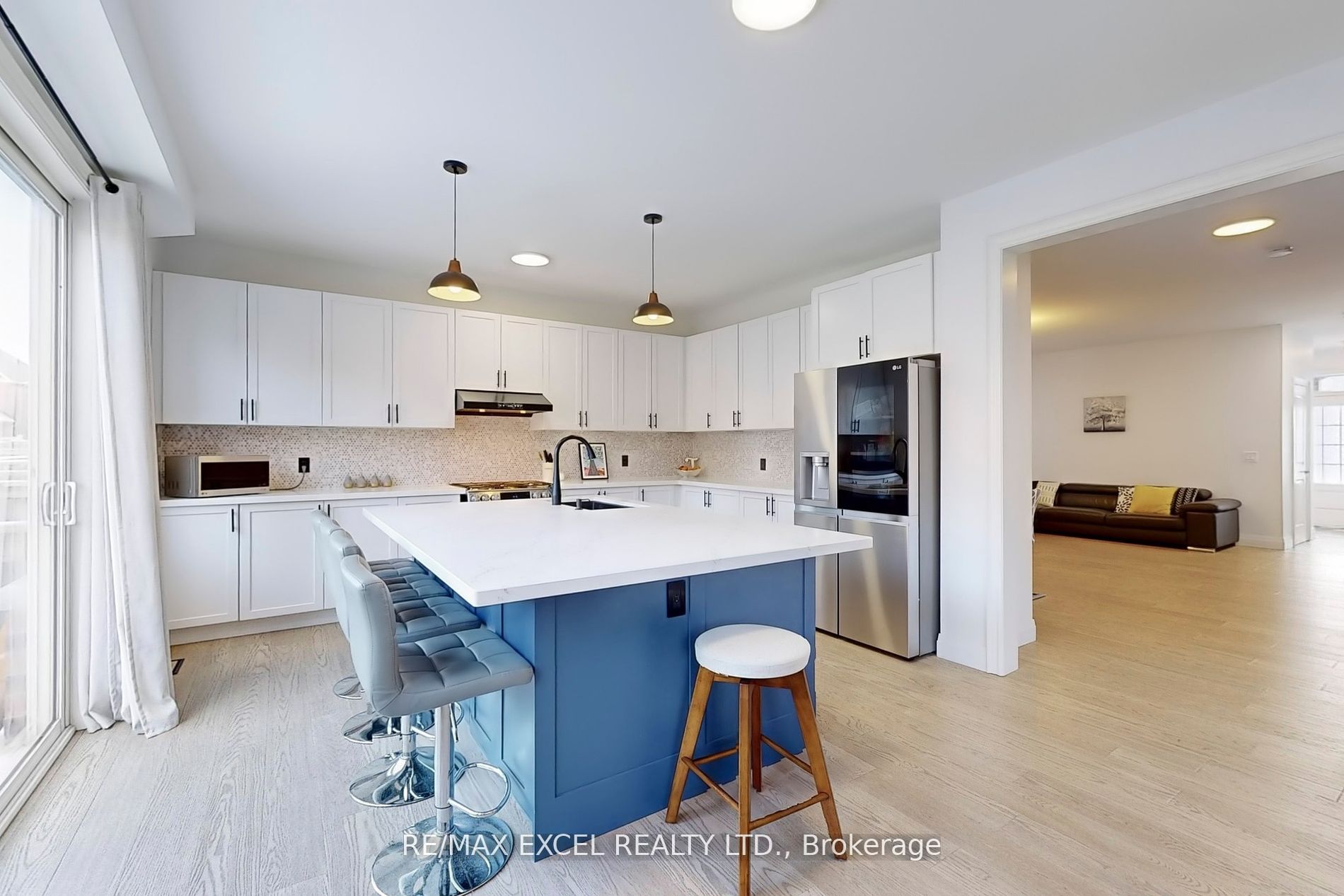 12 Jericho Avenue Property Photo 14