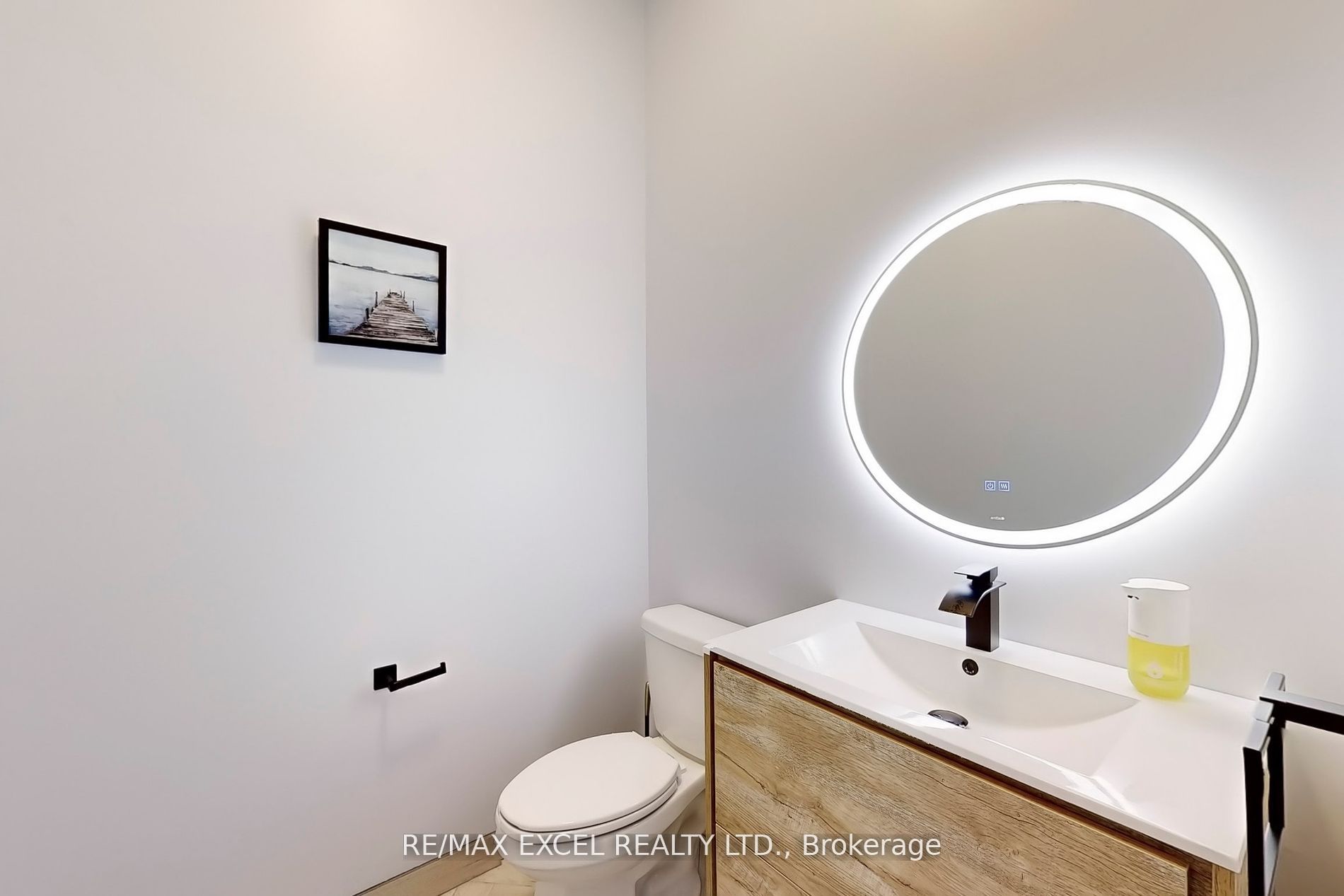 12 Jericho Avenue Property Photo 21