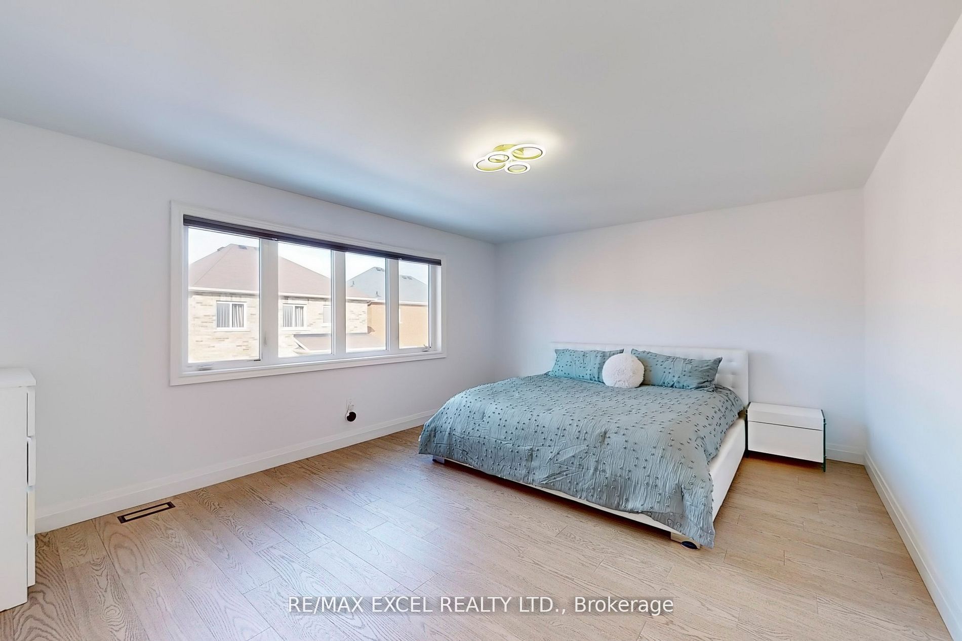 12 Jericho Avenue Property Photo 23