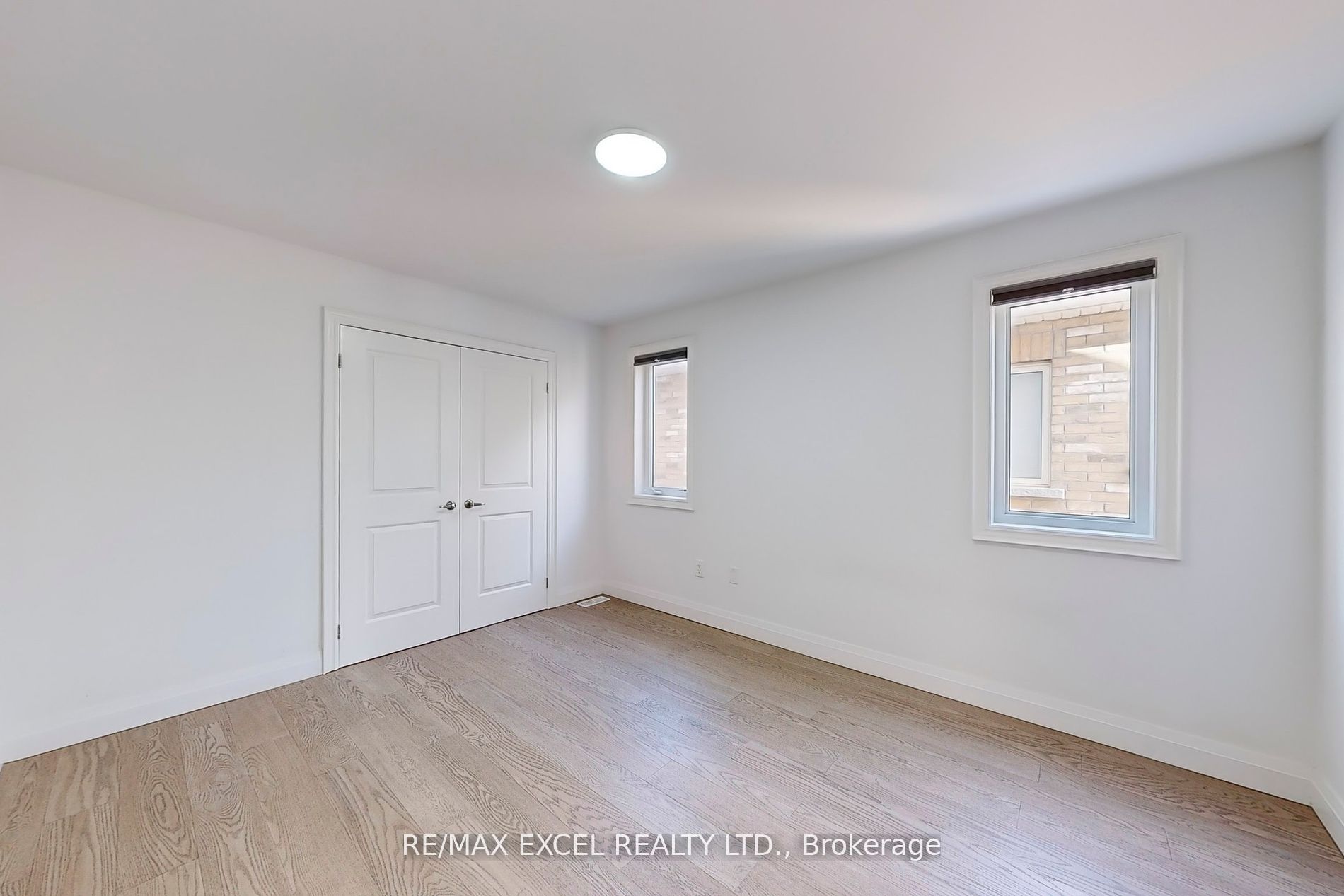 12 Jericho Avenue Property Photo 32