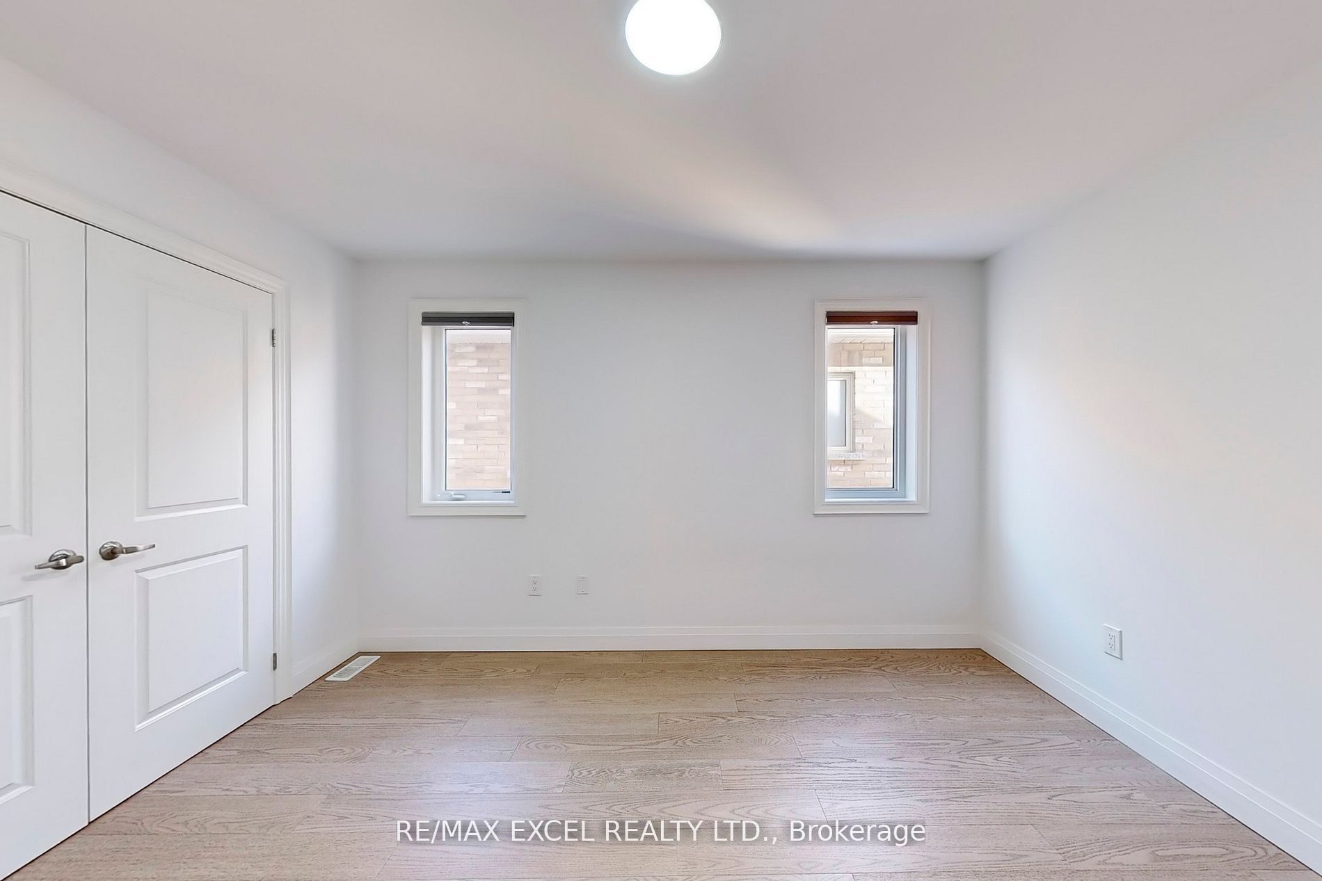 12 Jericho Avenue Property Photo 33