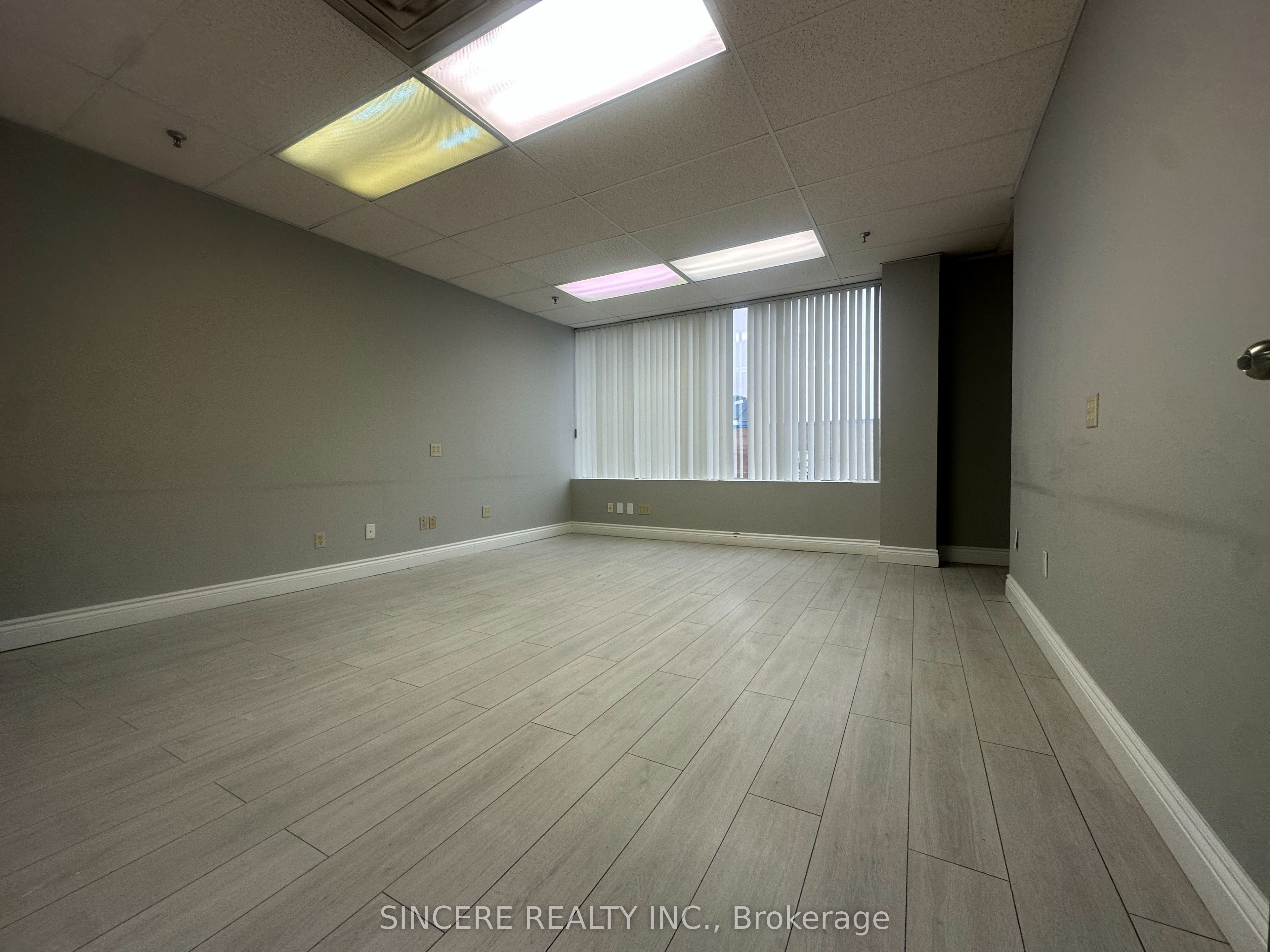 #200 - 168 Konrad Crescent Property Photo 3