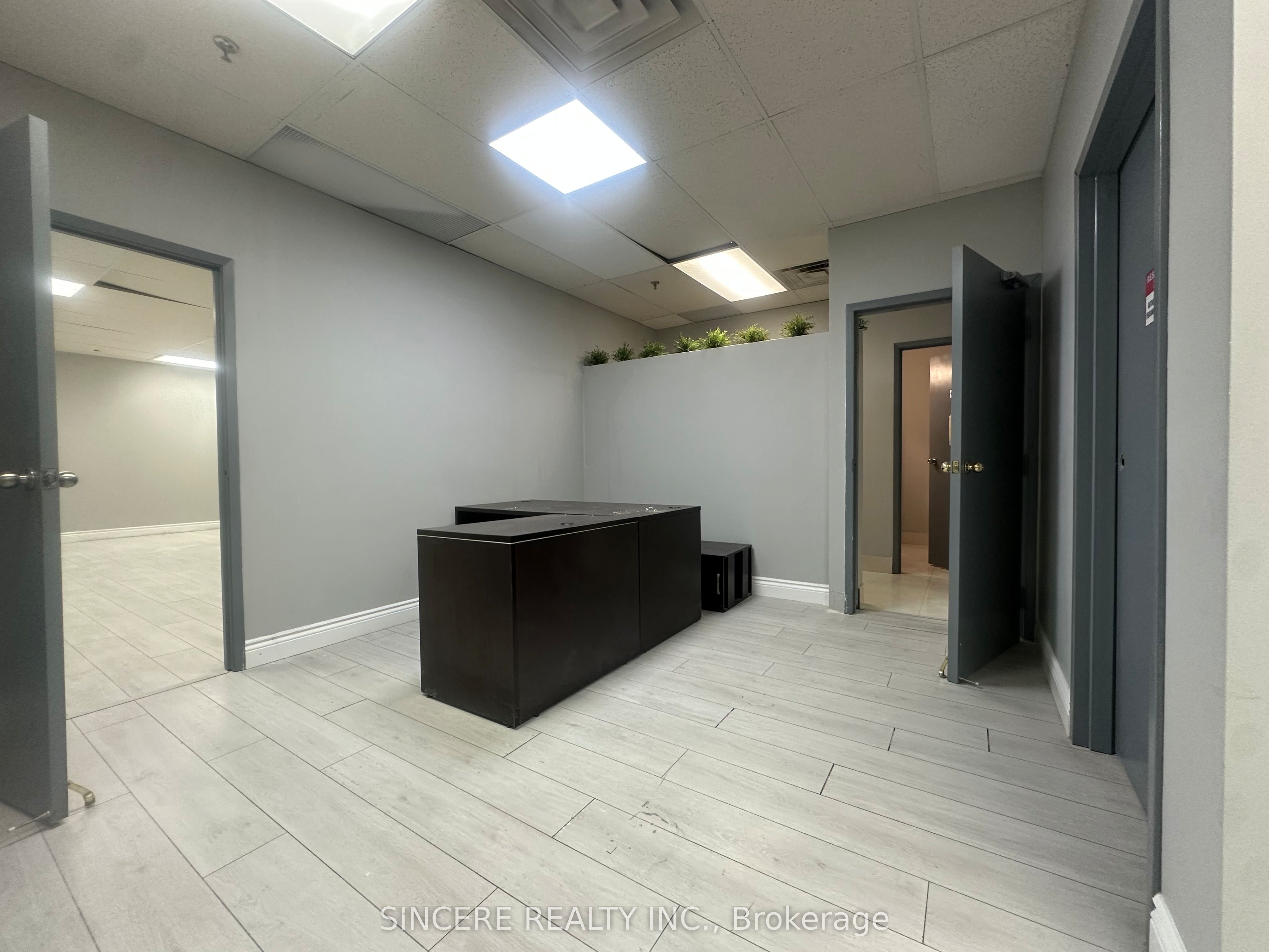 #200 - 168 Konrad Crescent Property Photo 14