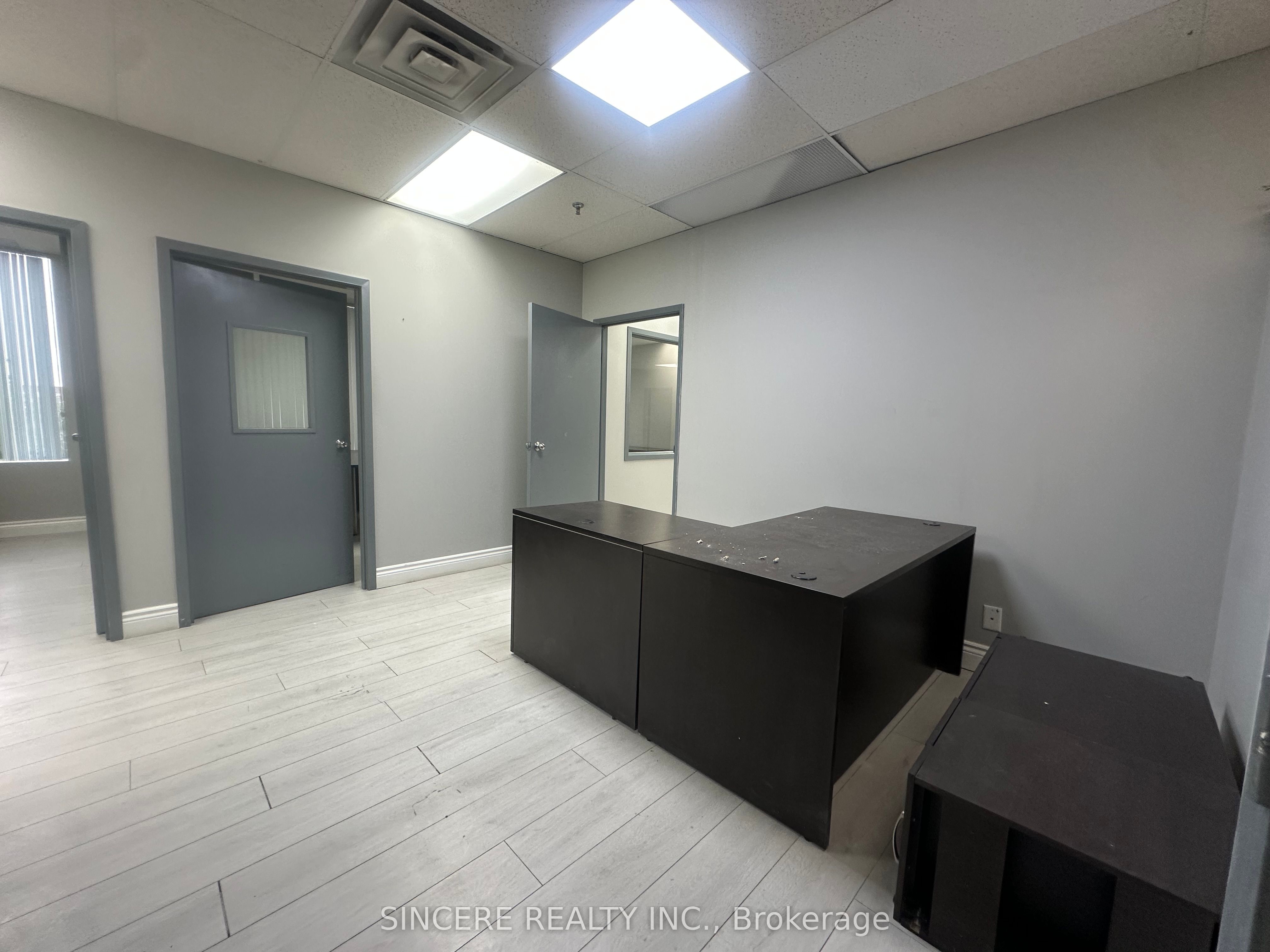 #200 - 168 Konrad Crescent Property Photo 15