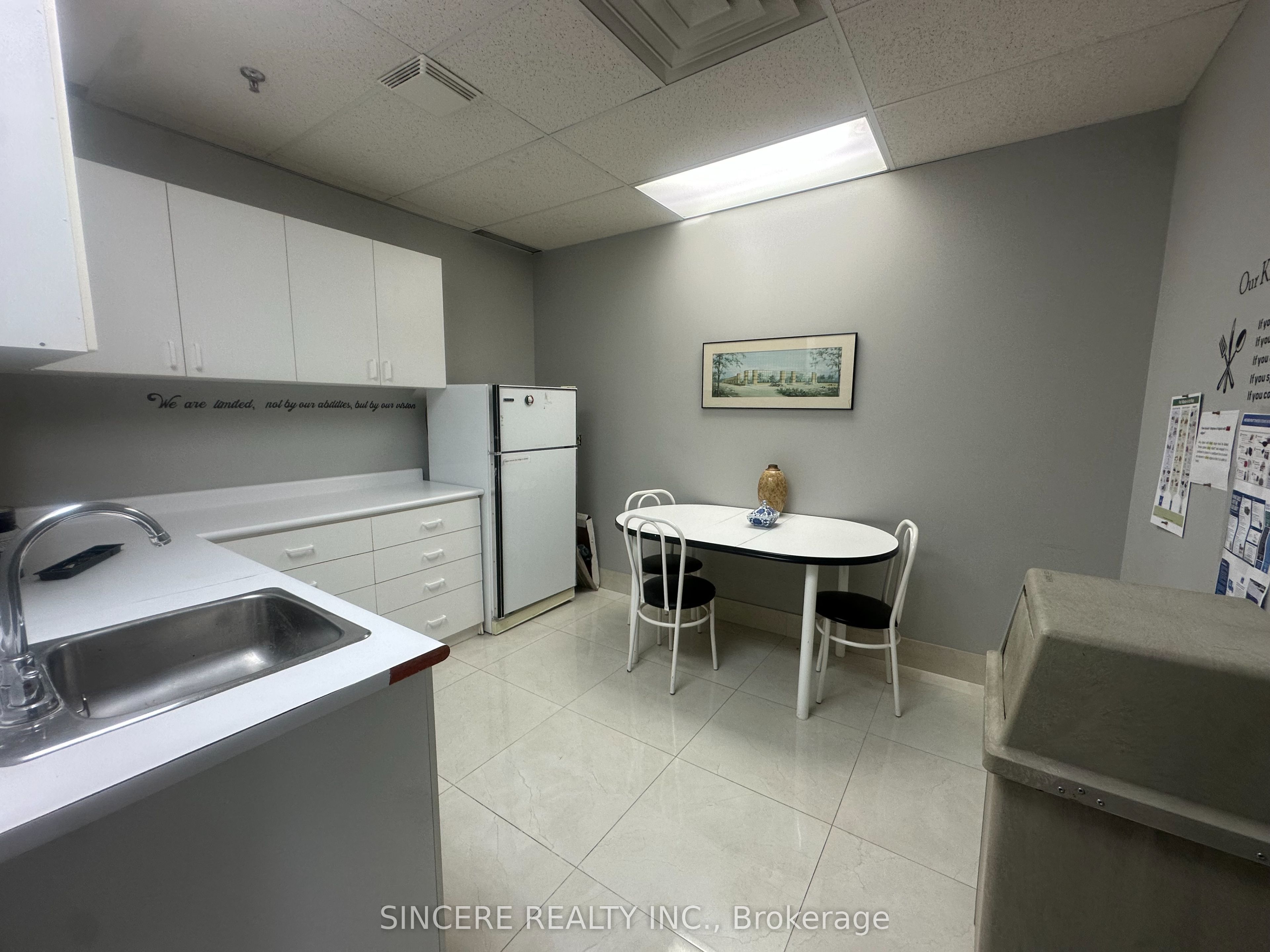 #200 - 168 Konrad Crescent Property Photo 18