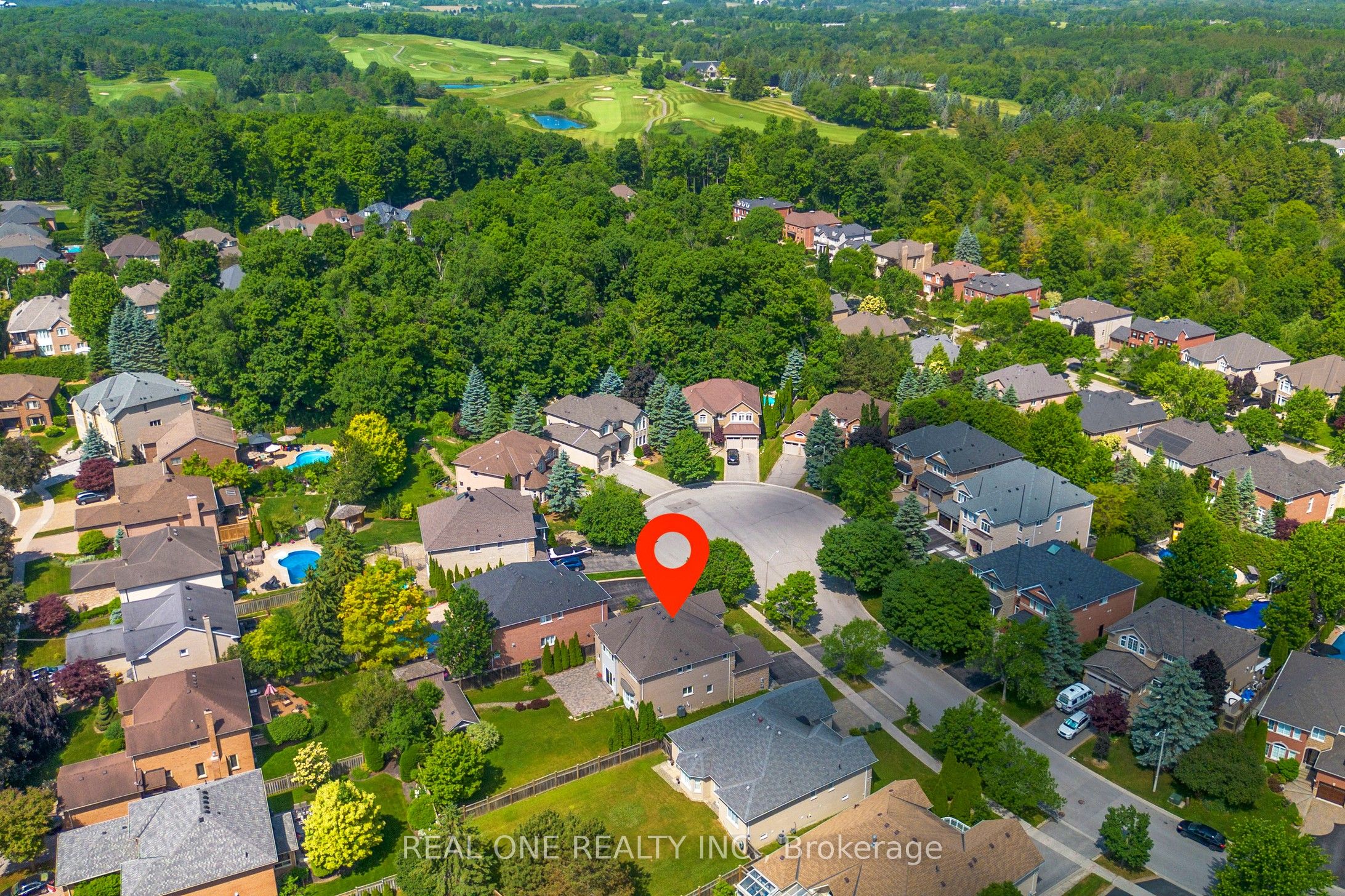 27 Gleave Court Property Photo 5