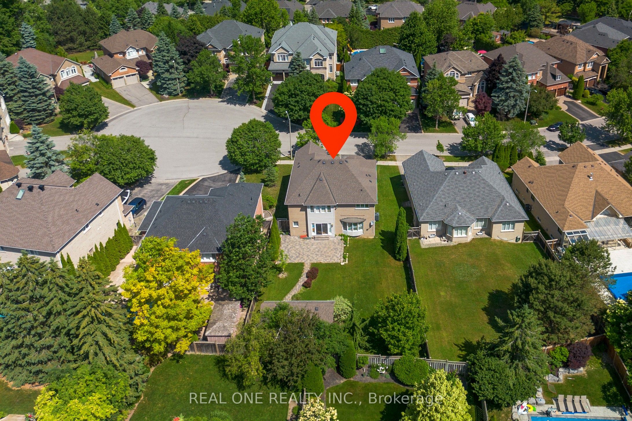 27 Gleave Court Property Photo 39