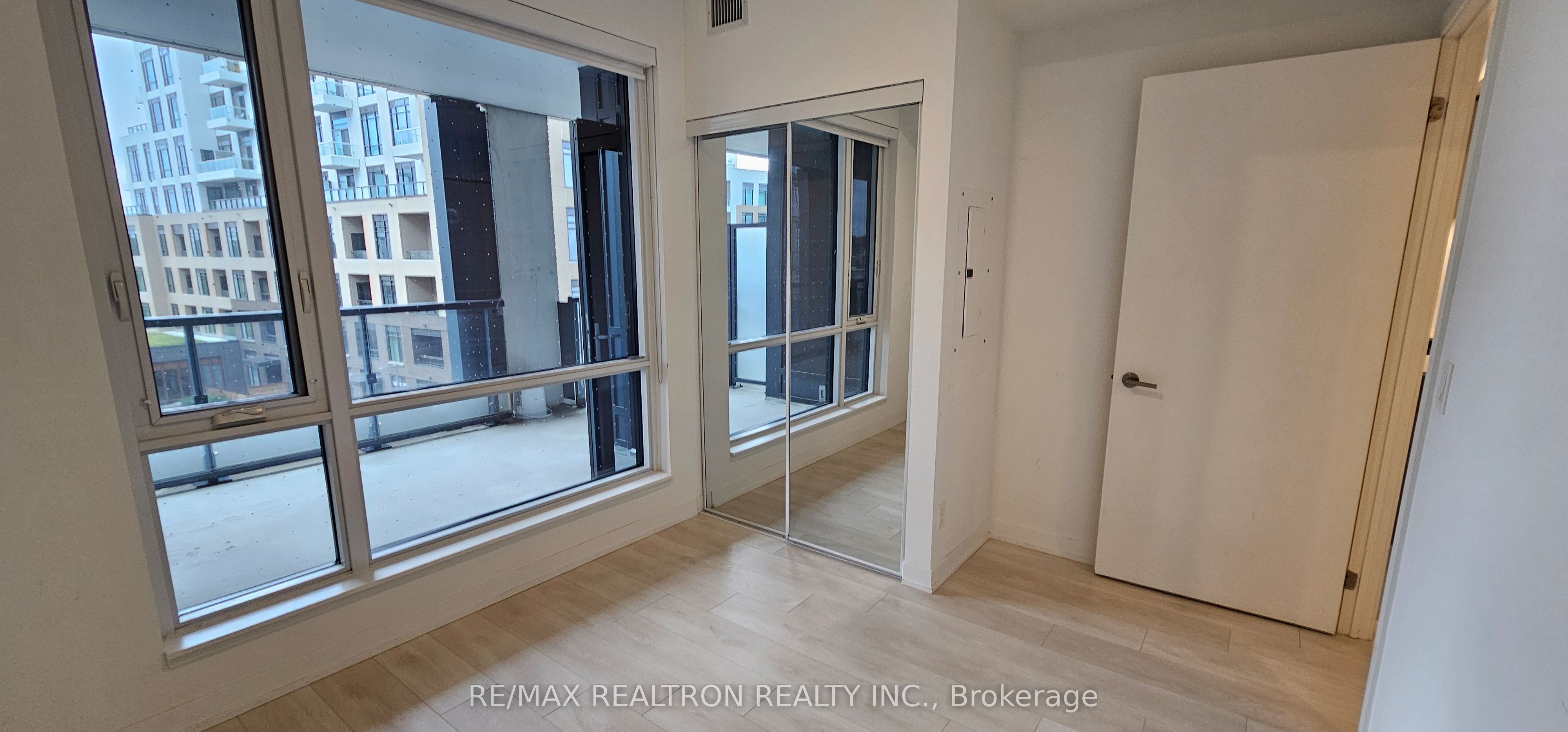 #432 - 7950 Bathurst Street Property Photo 29