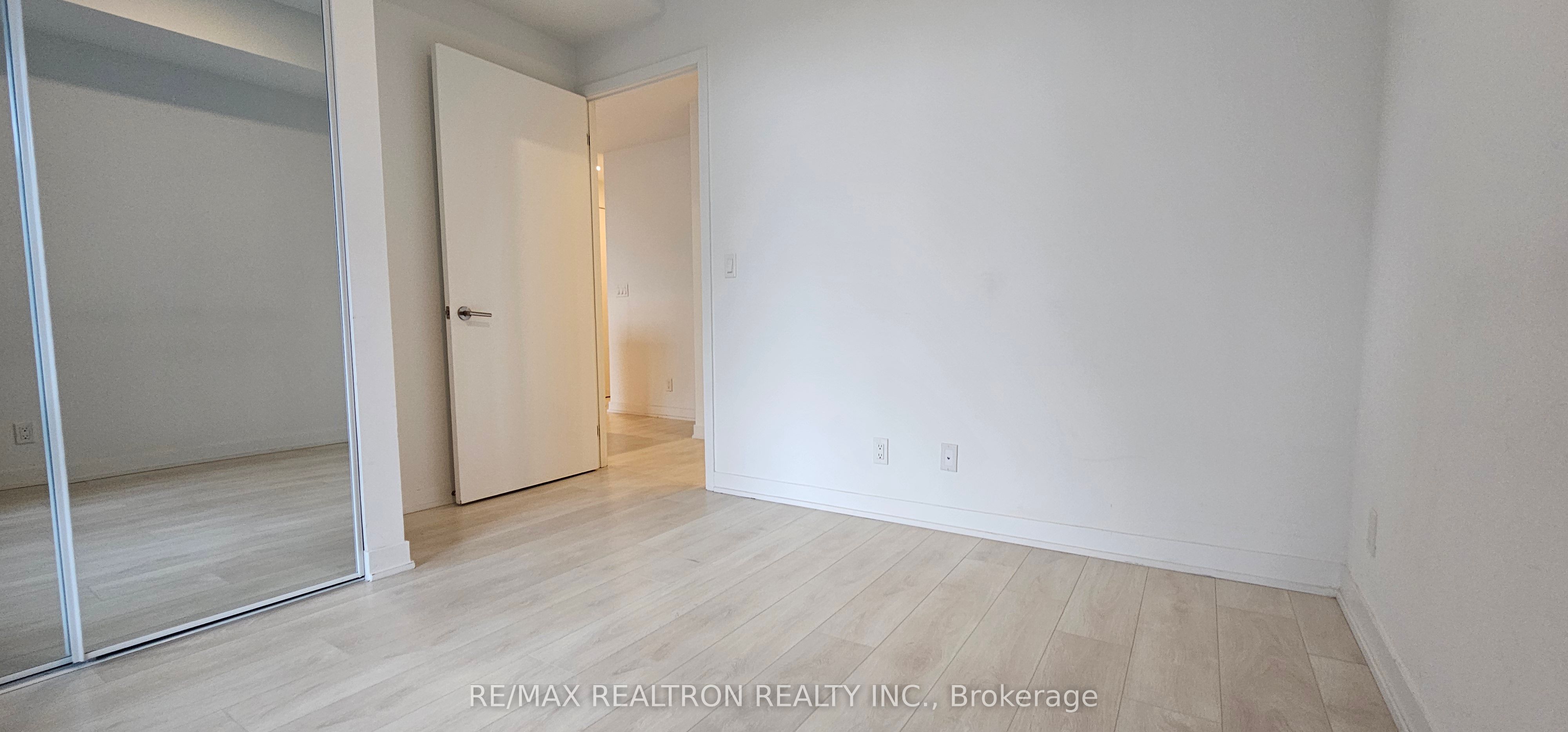 #432 - 7950 Bathurst Street Property Photo 31