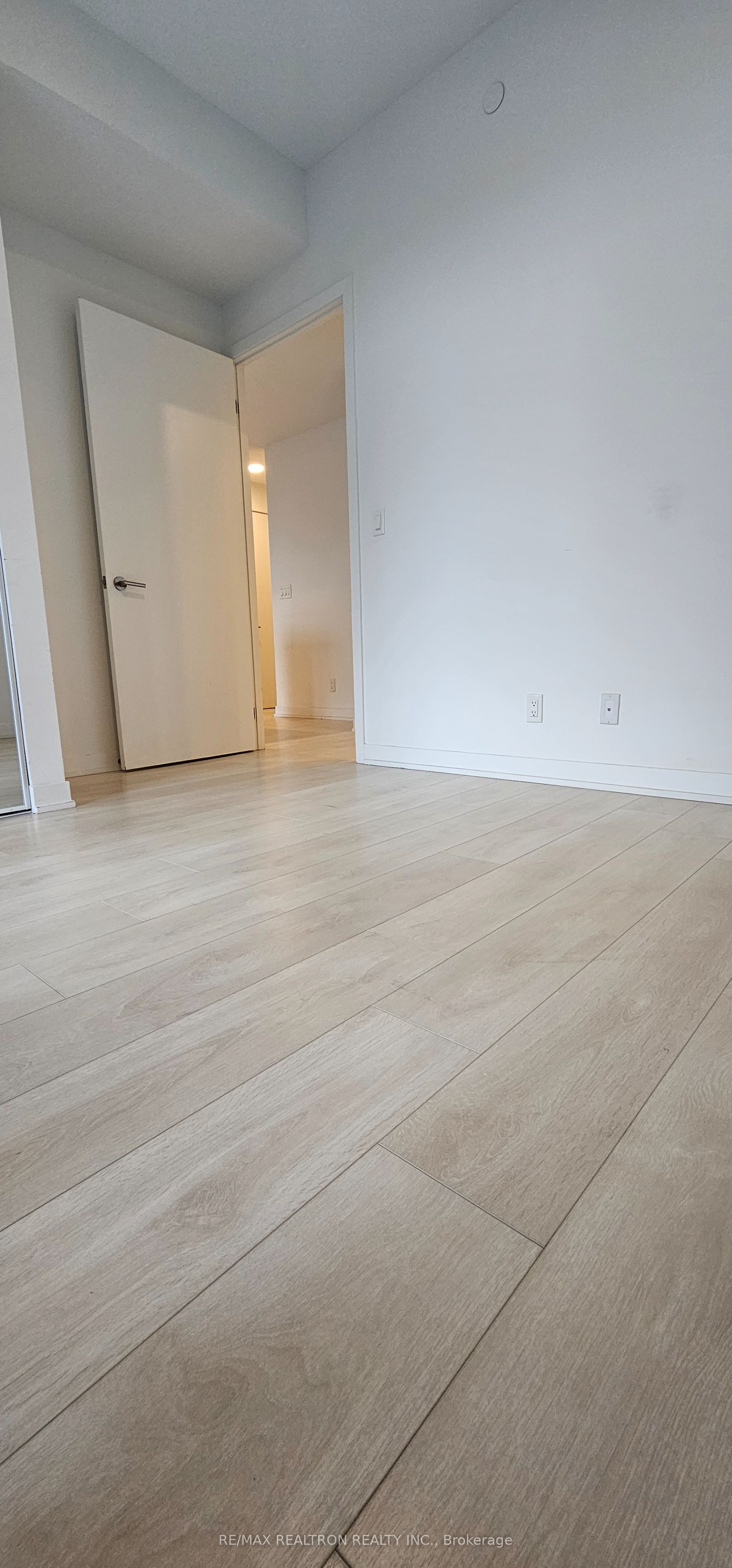 #432 - 7950 Bathurst Street Property Photo 35
