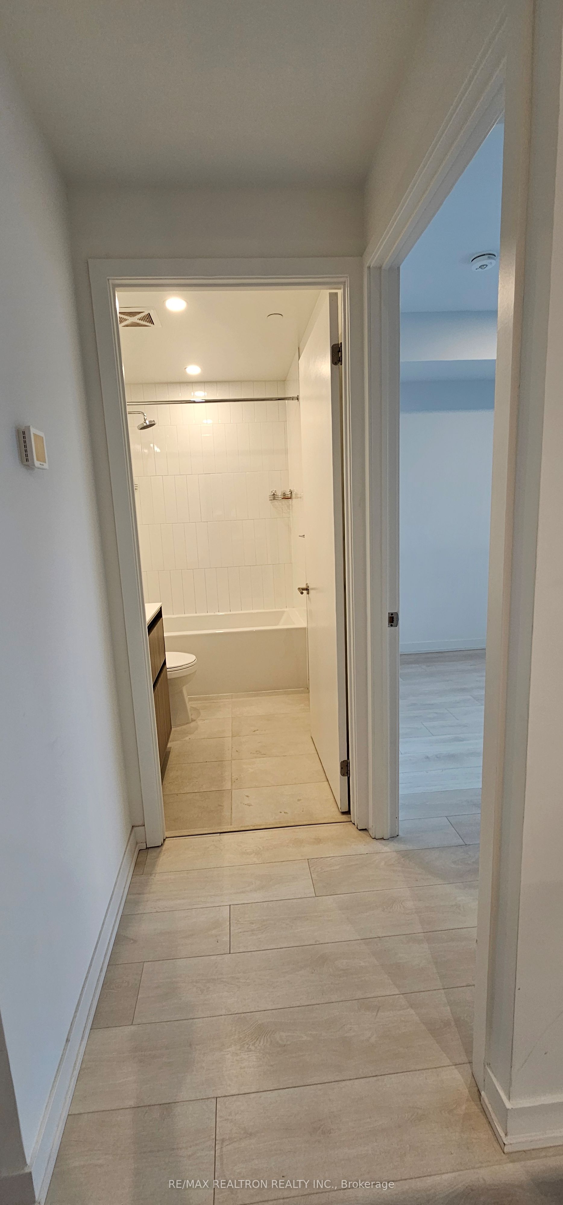 #432 - 7950 Bathurst Street Property Photo 38