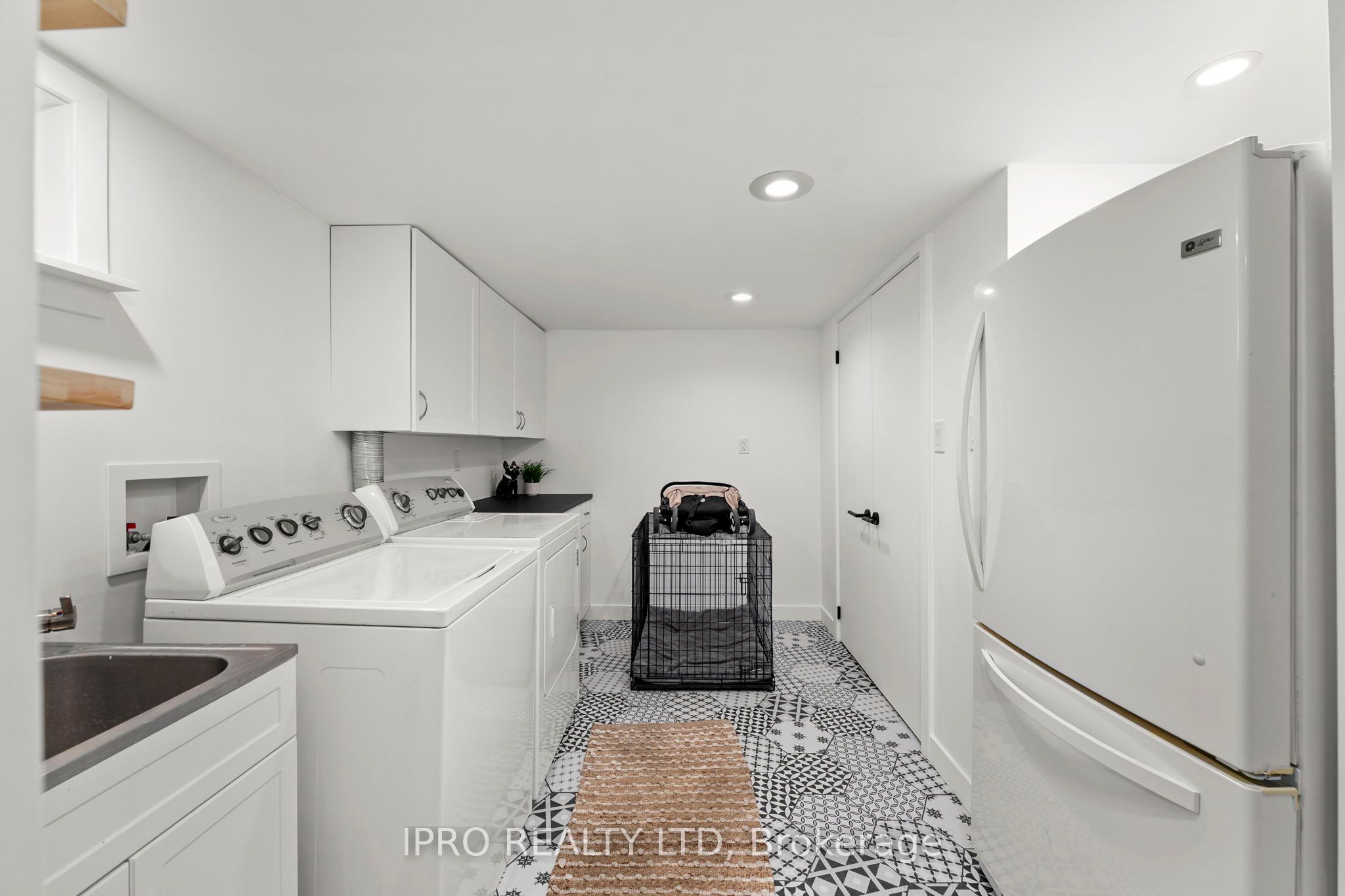 14 Greenaway Street Property Photo 23