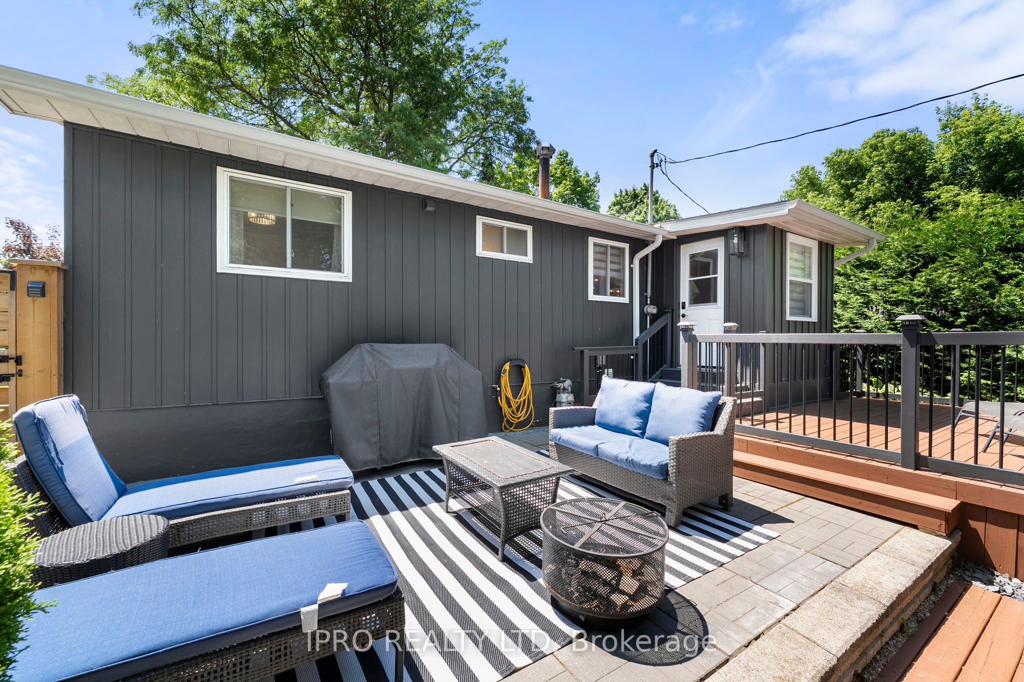 14 Greenaway Street Property Photo 24